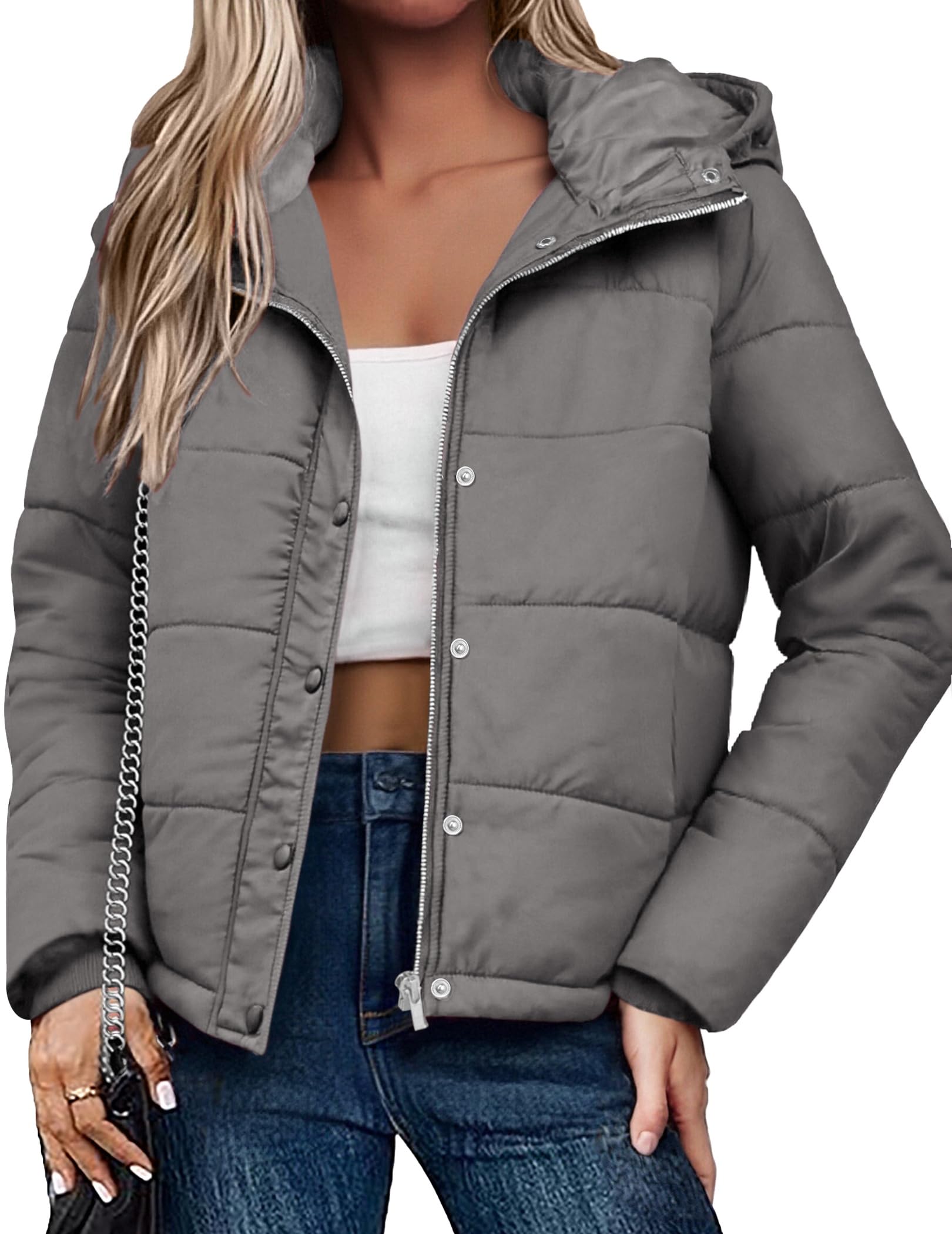 Zeagoo Piumino Donna Invernale Corto Trapuntato con Cappuccio e Tasche | Giacca corta trapuntata, calda e leggera, con cappuccio, zip e tasche; regular fit per città, viaggio e uso quotidiano