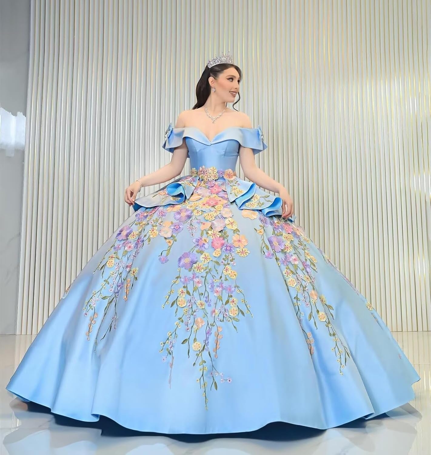 XYAYE Gorgeous Off Shoulder Quinceanera Dresses with Train Ruffle Satin Ball Gown Puffy Lace Appliques Sweet 15 16 Dressses