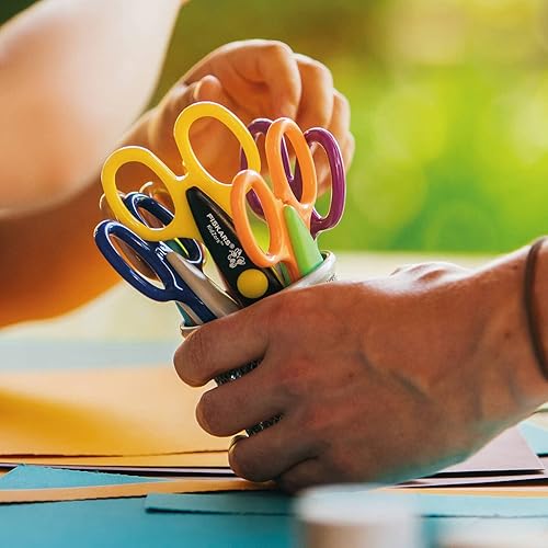 Miniatura 8 de Fiskars 1003730 - Tijeras de decoración infantil, 6 piezas, incluye bolsa de almacenamiento, longitud 5.1 in, para usuarios diestros y zurdos, a