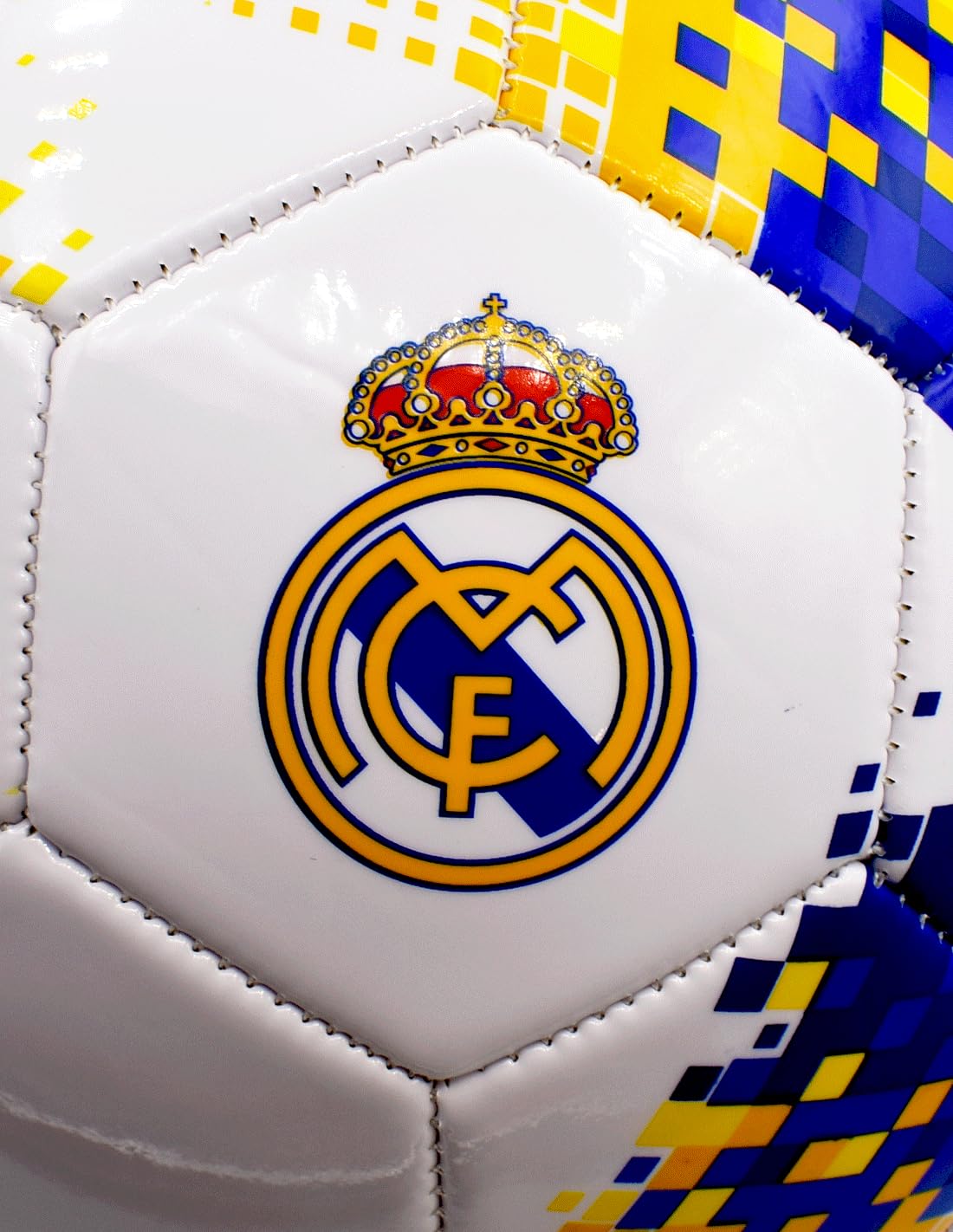 Real Madrid Balón diseño pixelado Talla 5 tamaño Similar al reglamentario Producto Oficial - 4