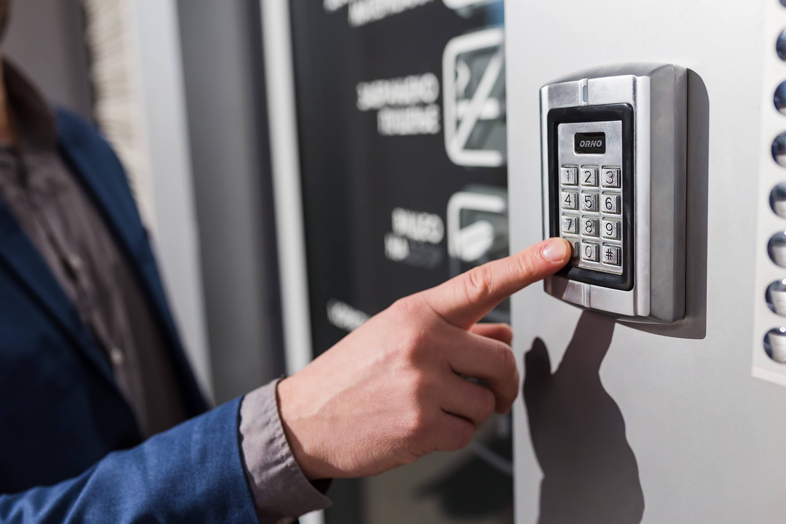 Orno ZS-802 Wasserdicht Codeschloss mit Kartenleser und Kontaktlose Schlüsselanhängerleser, Eingebauter Speicher, silber