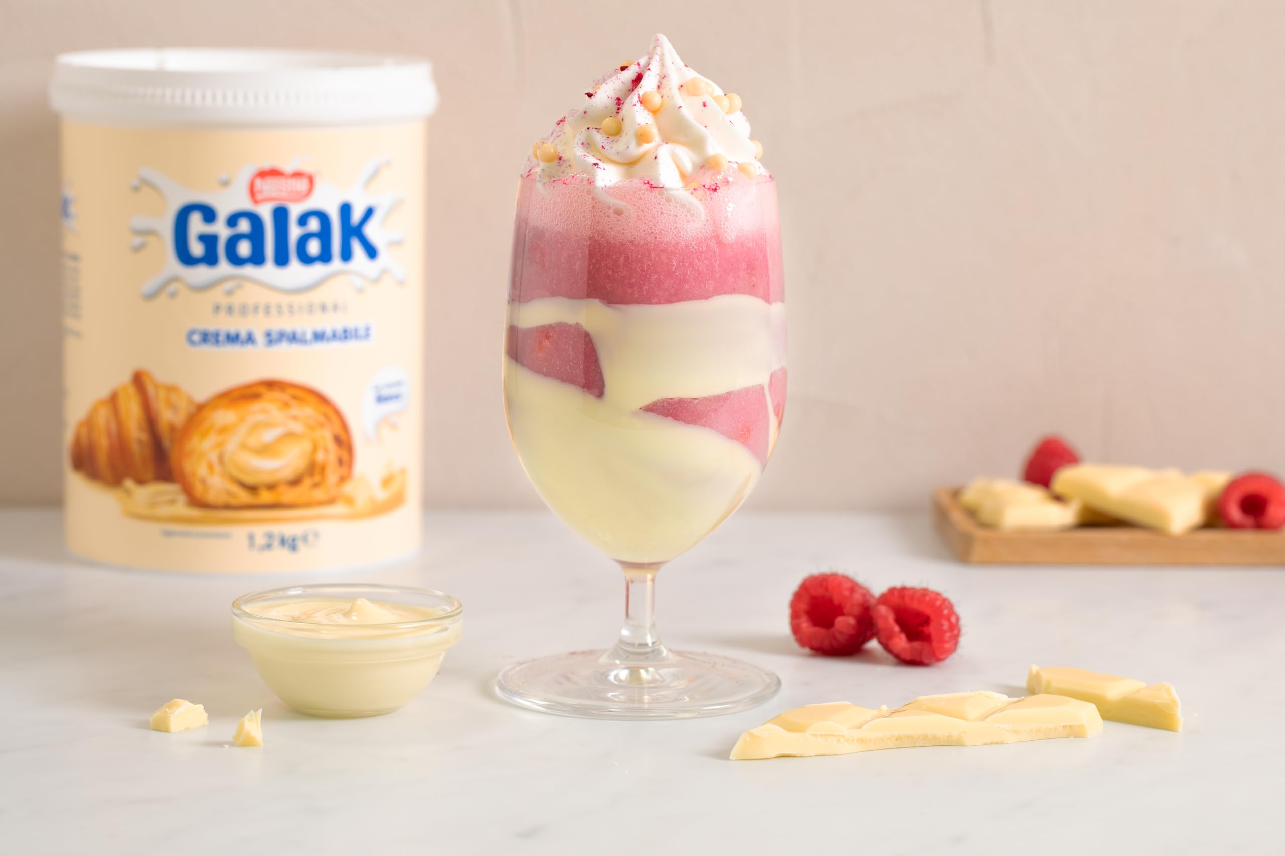 GALAK Profesional Crema Chocolate Blanco Cubo 1,2 kg | Crema para untar de chocolate blanco, ideal como ingrediente para la elaboración de dulces, rellenos y guarniciones