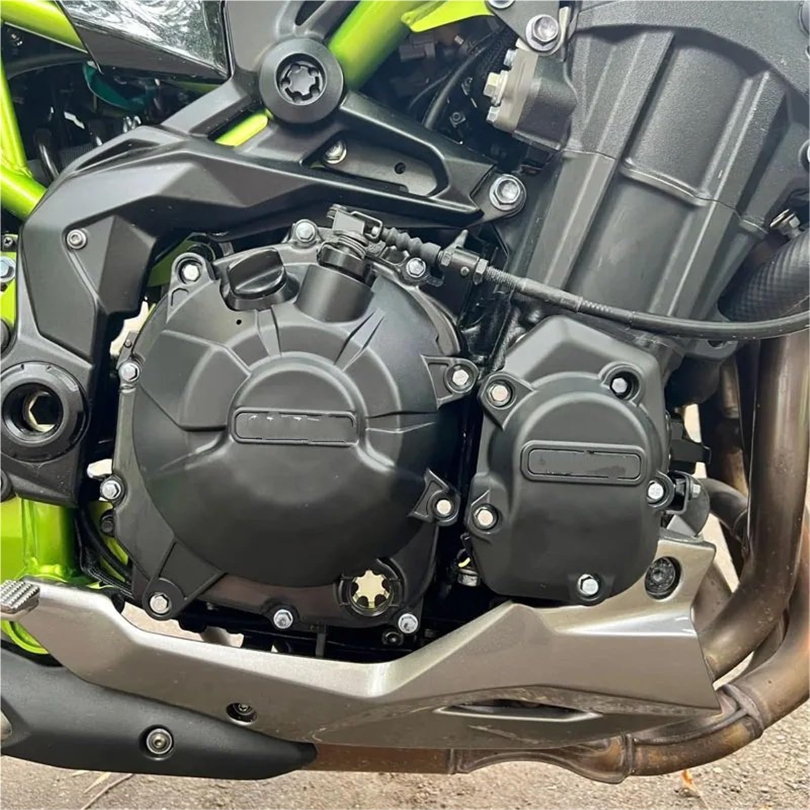 protezione forcella Adatto per KAWASAKI GB Racing Z900 2017-2026 2018 2025 Moto Custodia protettiva coperchio motore(Set S)