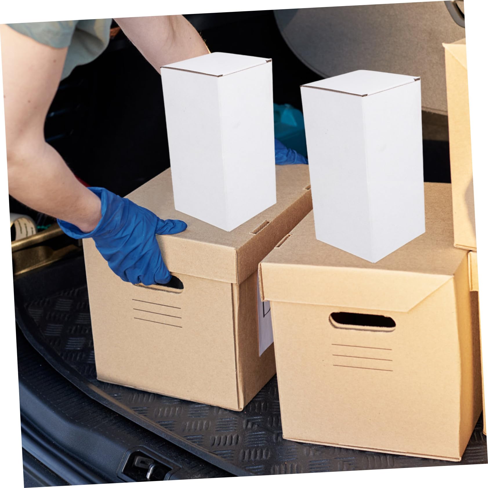 Weiße Wellpapp Versandkartons 10 Stück Papier, Mehr Stück | Unterteilt, ohne Klebeband oder Kleber Montierbar, Präzise Verarbeitung und Feine Details