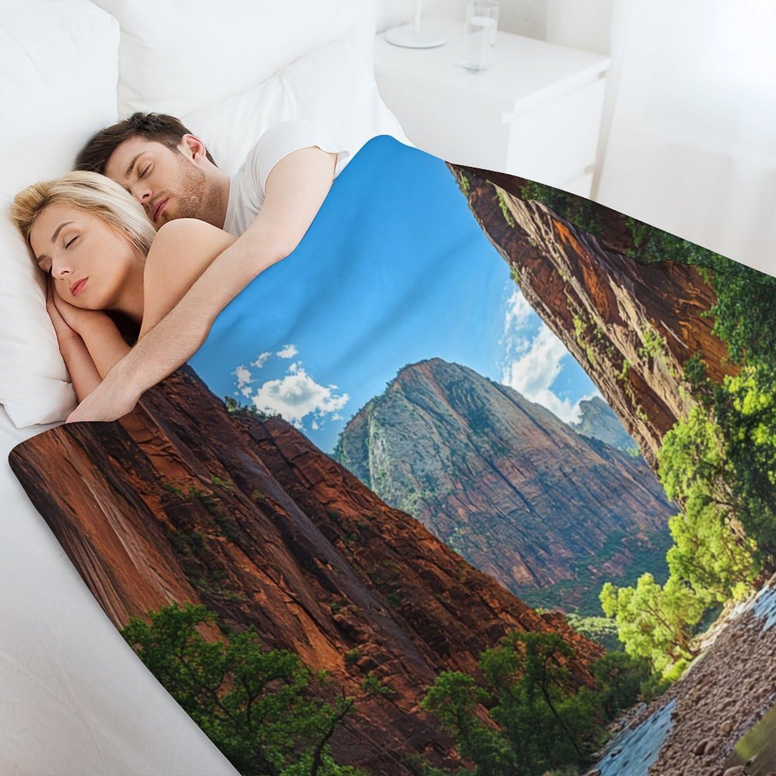 Amazon.com: HDESDIS Rustic Canyon Stream Throw Blanket, Soft Cozy