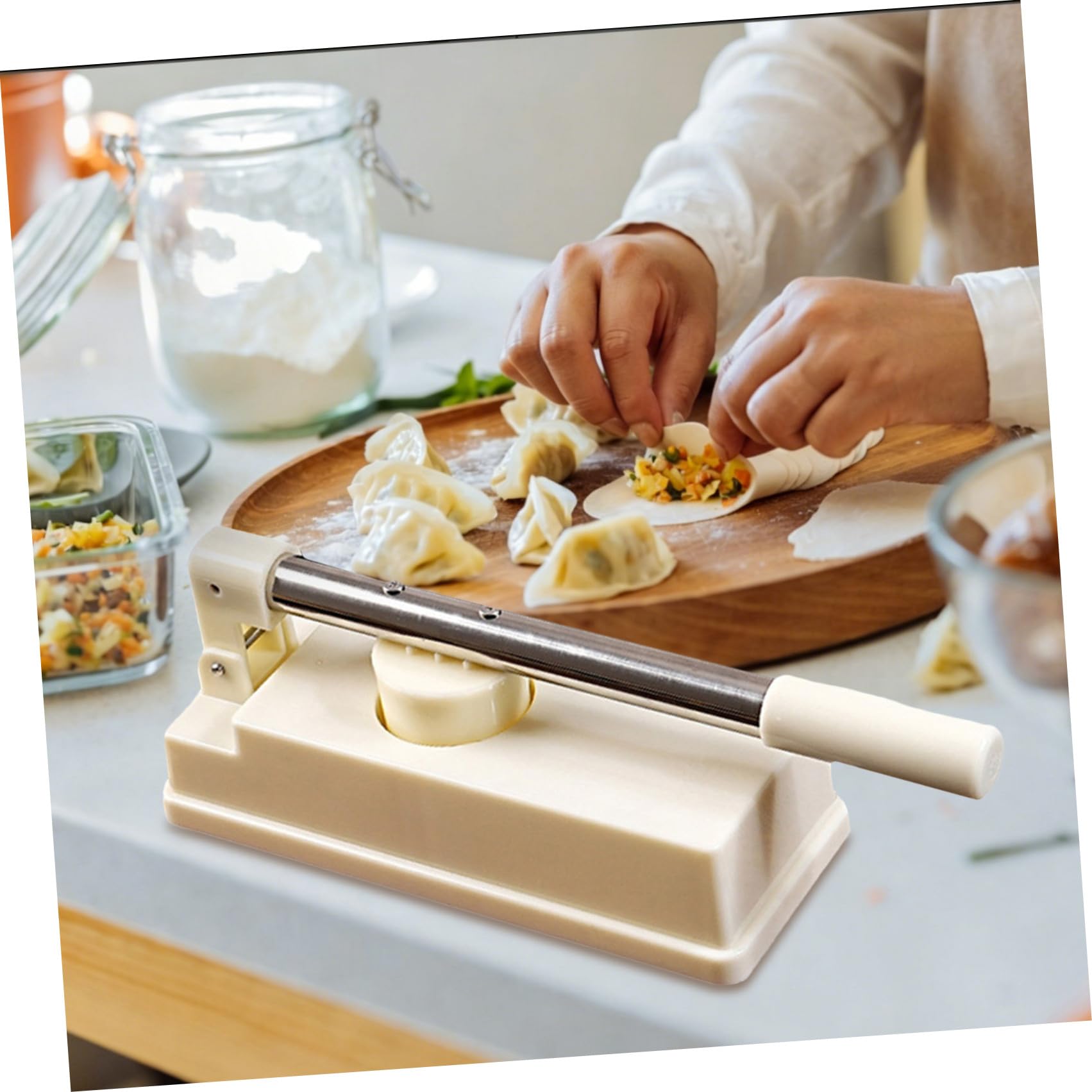 Tofficu Pressa per Impasto Ravioli e Dumpling in Bianca Stampo Profondo per Involtini e Empanadas Utensile da Cucina Multifunzionale Facile da Pulire per Preparazioni Artigianali