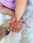 Zero Pam Realistic Reborn Baby Dolls Twins Girls Eyes Closed 18 inch Real Looking Newborn Baby Dolls Twin with Soft Cuddle Cloth Body Cute Sleeping Bebe Reborns with Clothes for Kids Collectors