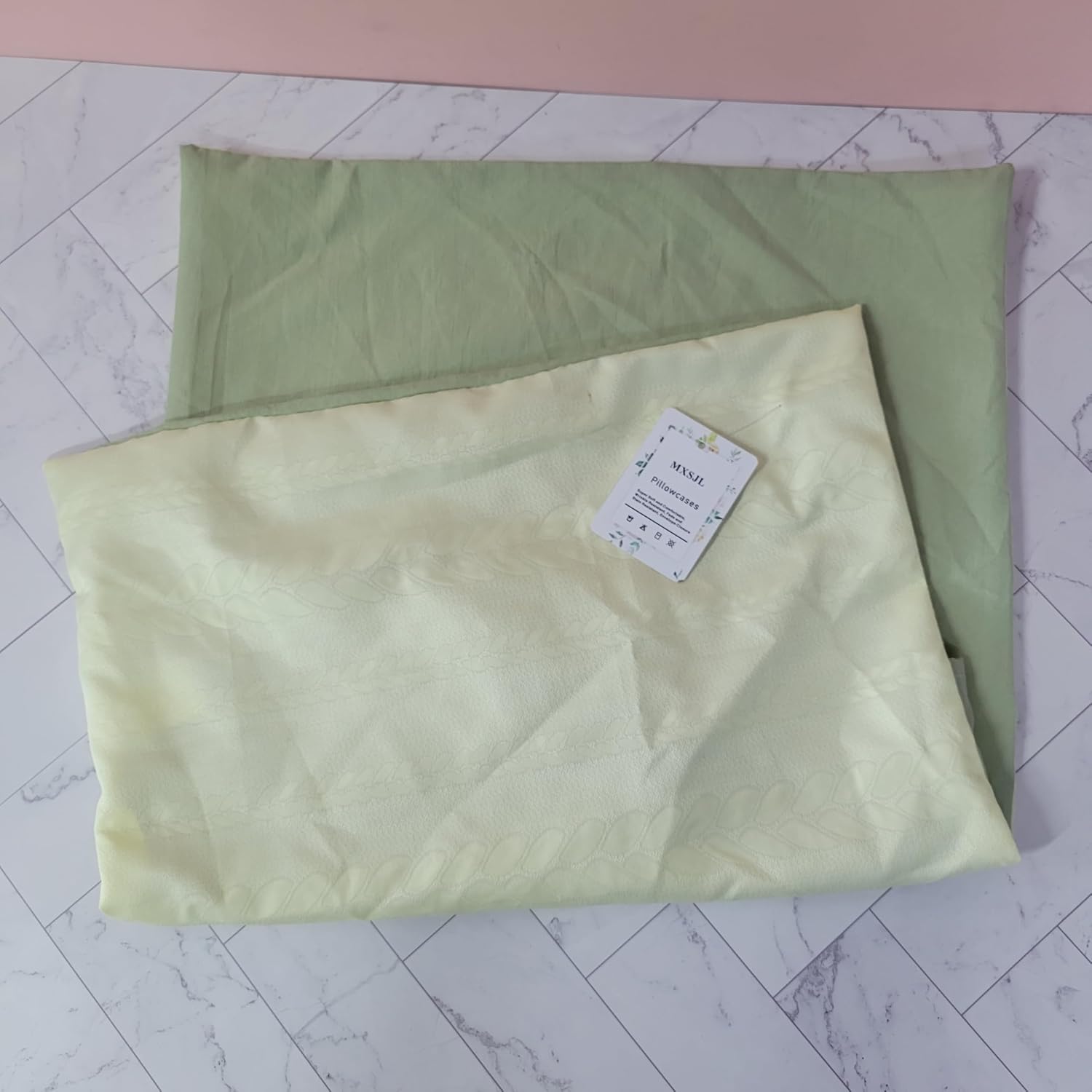 MXSJL Pillowcases Silky Soft Satin Pillow Cover with Embossed Pattern, Standard Size Breathable Pillow Case