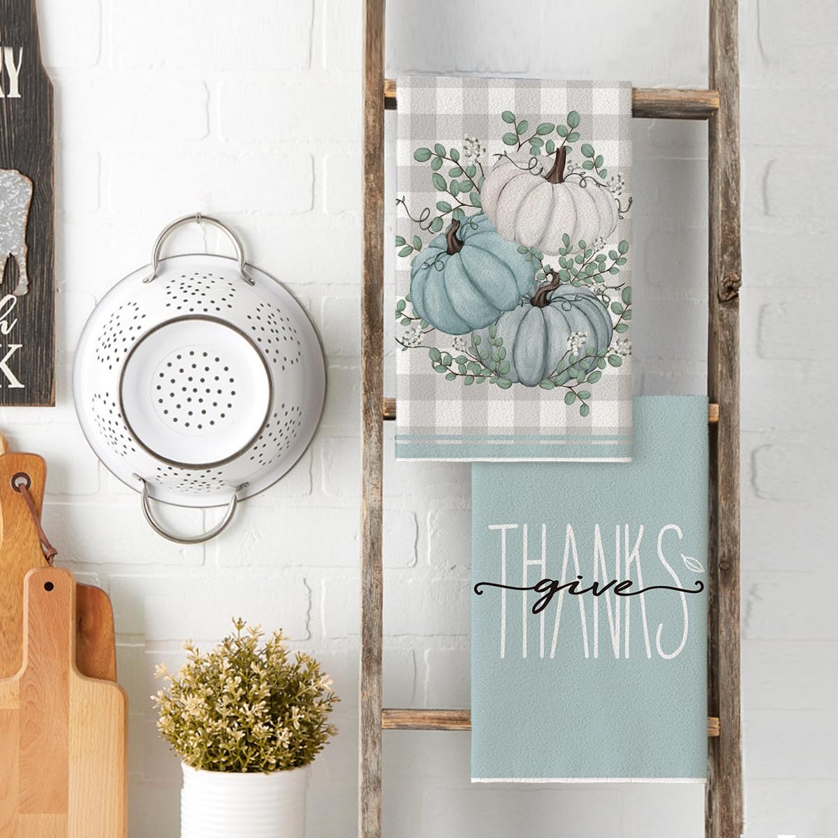 Artoid Mode Lot De 2 Torchons De Cuisine, Torchons De Cuisine, 45,7 X 66 Cm, Motif Bonhomme De Neige Noir Let It Snow Sapins De Noël Hello Winter