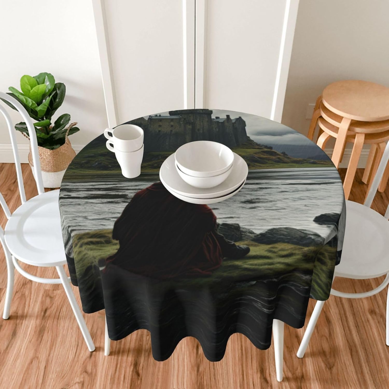 Scottish Retro Print Wrinkle Free Dining Table Cover for Birthday Party Farmhouse Tablecloths Up to 60 x 60 Inches