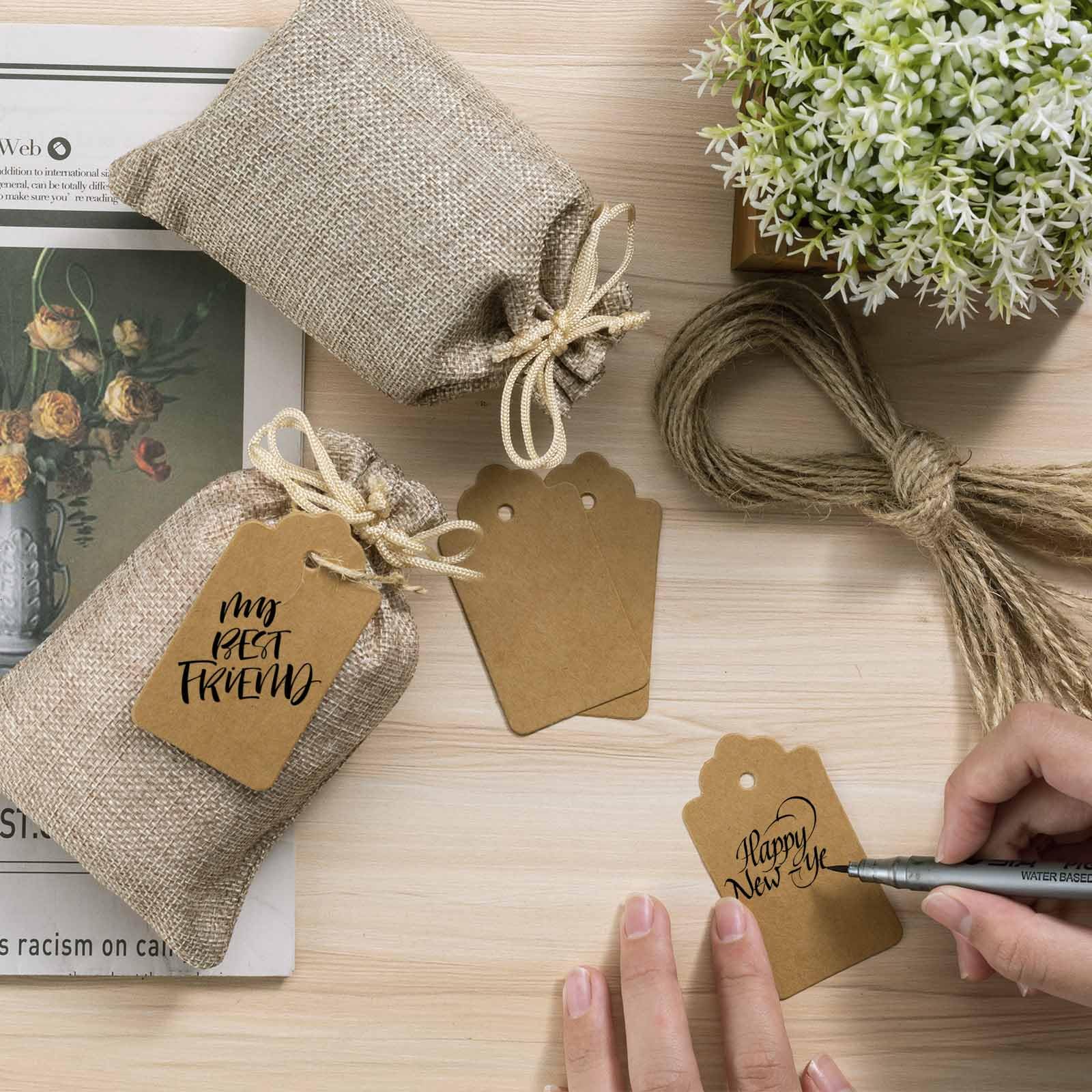 flowsac 25PCS Burlap Gift Bags With Drawstring, 4x6 Small Party Favor Gift Bags, Burlap Linen Sacks Bags for Christmas, Party, Jewelry Pouches, Festival, Birthday, DIY Craft