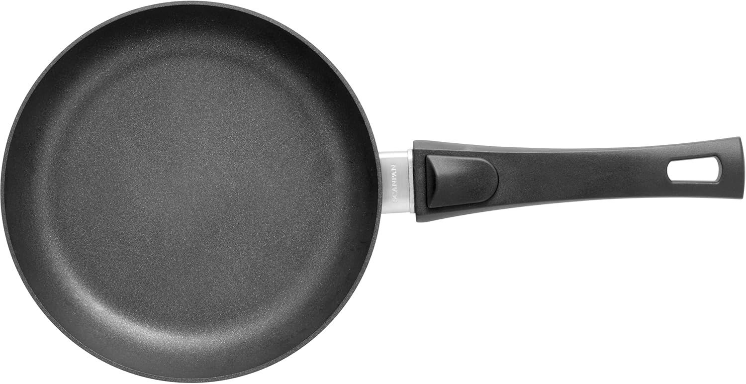 Scanpan URBAN 8 Inch Fry Pan - Detachable Handle Saves Space, Compatible with Gas and Electric Stovetops, Metal Utensil Safe, Oven Safe to 500°F, Dishwasher Safe