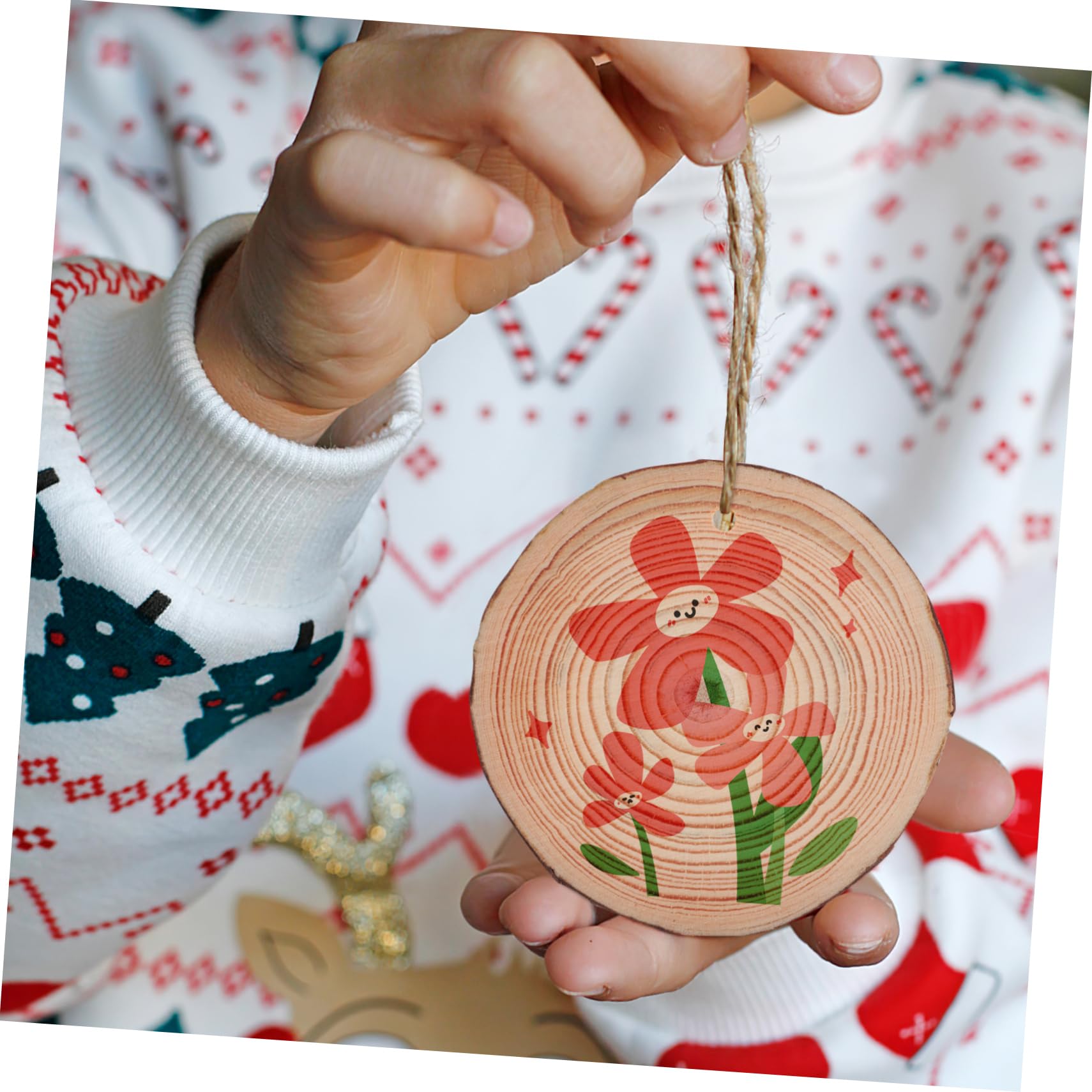 Uonlytech 50stücke Unlackierte Holzscheiben Mit Jute-schnur Für Projekte Runde Holzscheiben Für Bastelarbeiten Hochzeiten Weihnachten Und Kreative Dekorationen
