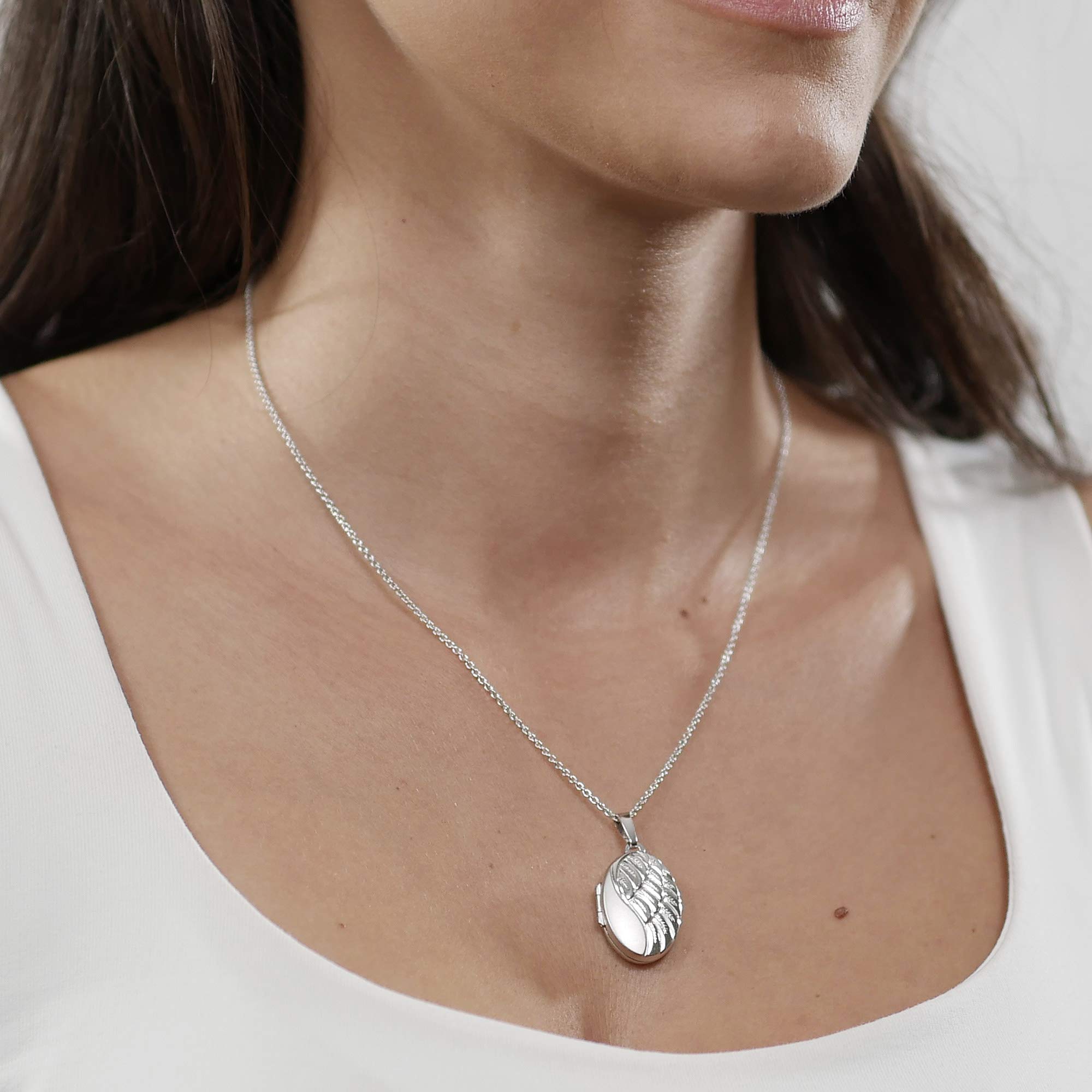 trendor Damen-Kette mit Flügel-Medaillon Silber 925 75772 | zauberhaftes Silber-Medaillon für Damen, eleganter Silberschmuck für Frauen, liebevolle Geschenkidee,