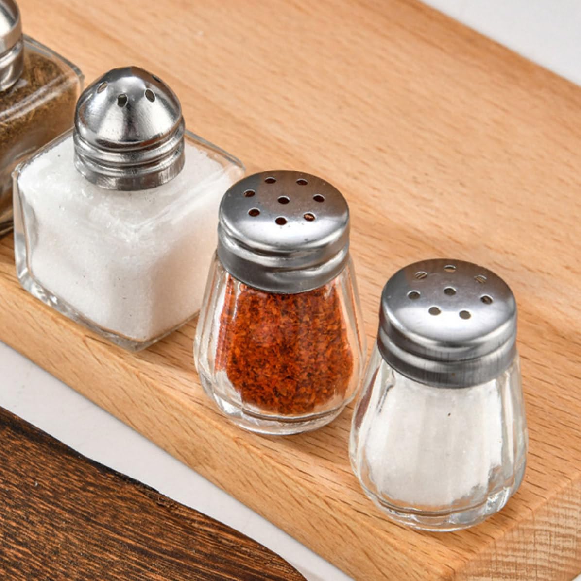 30pièces Mini Flacons Épices Portables Verre Distributeurs Assaisonnement Pratiques pour Cuisine Salière et Poivrière Multifonction Coffret Épices Cuisine Compact