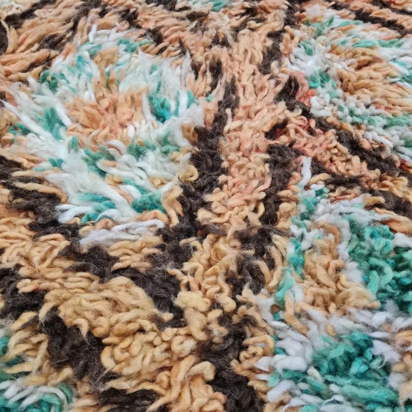 Générique Tifinagh Shop - Tapis Berbère Boujaad Authentique du Maroc - Fait Main en Laine – 270 x 160 cm – Tapis Marocain Artisanal