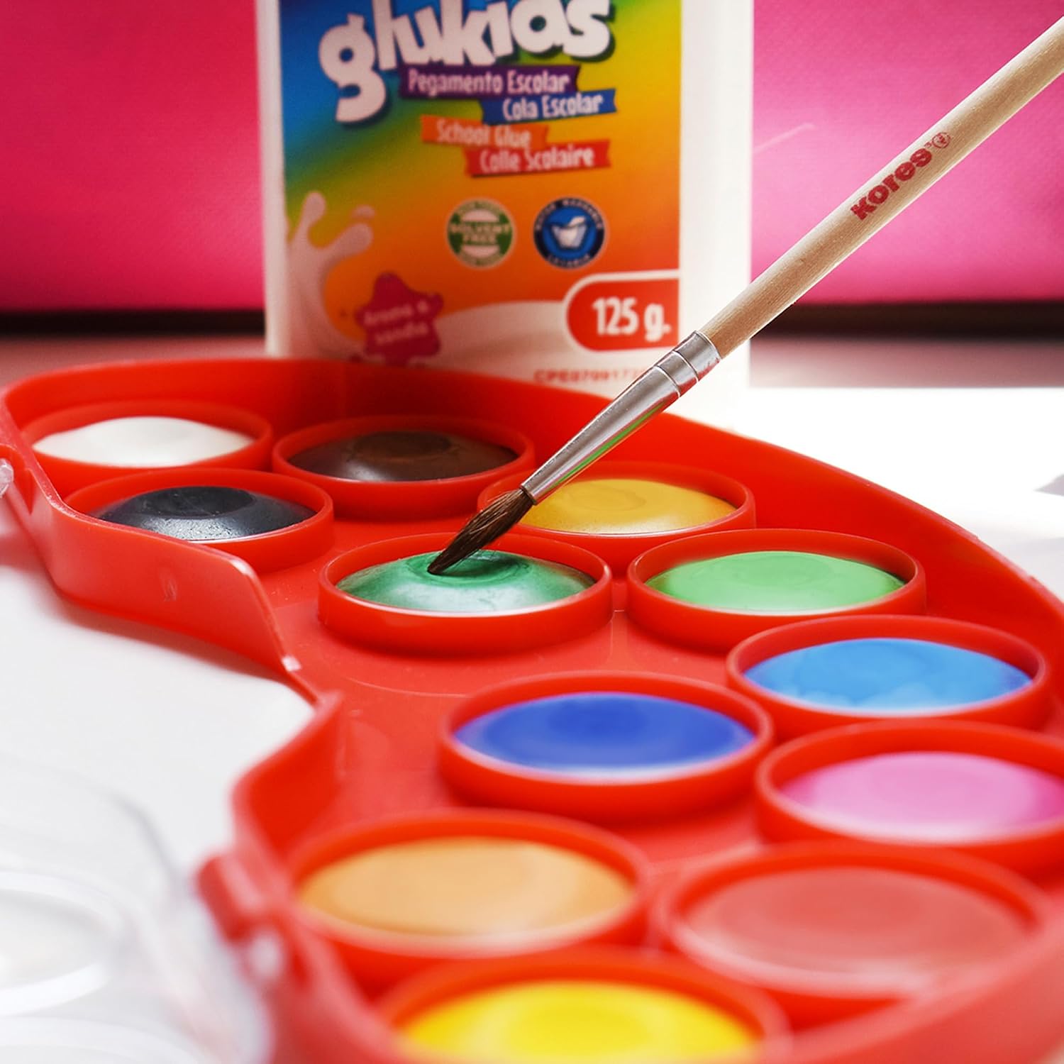 Kores Akuarellos Watercolour Paints, Mixing Palette, 30mm Pads, 12 Colours 30102