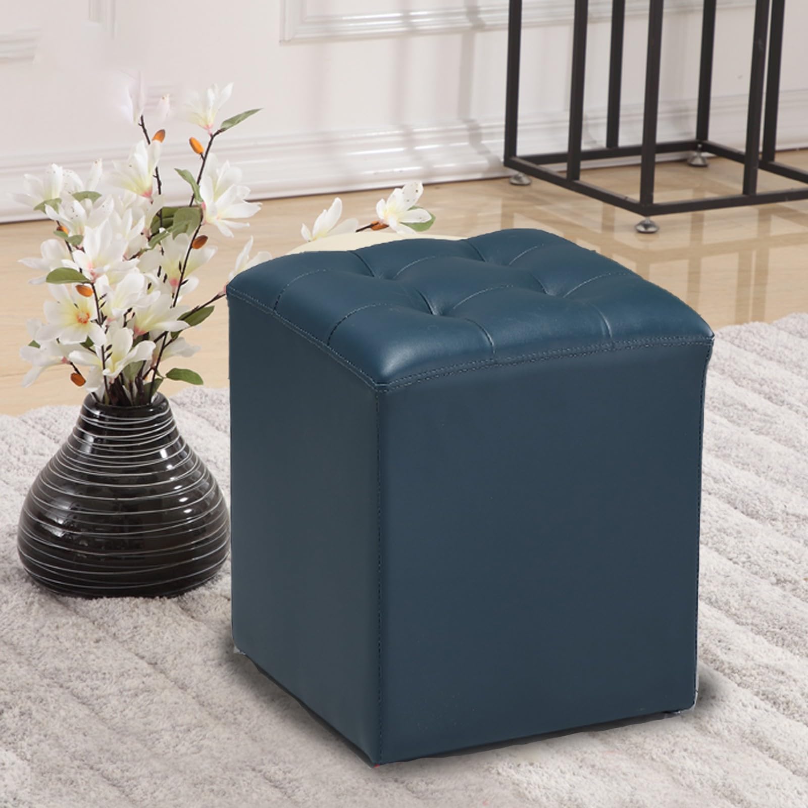 Banc ottoman carré gain de place assise rembourrée pour petits espaces