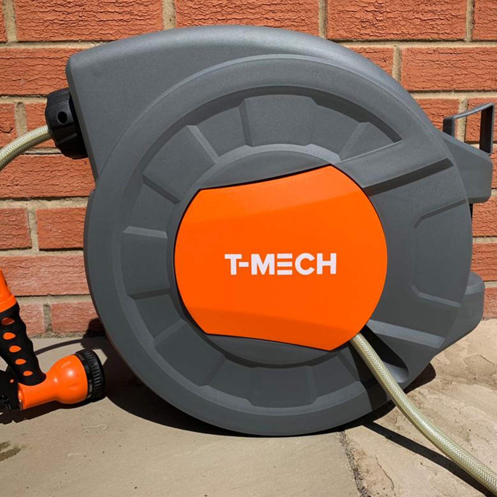 T-Mech - Avvolgitubo da Giardino Automatico Annaffiatoio Girevole Autoavvolgente e Pistola Spruzzo Staffa a Muro Girevole con Alimentazione da 2m e Tubo da 20m