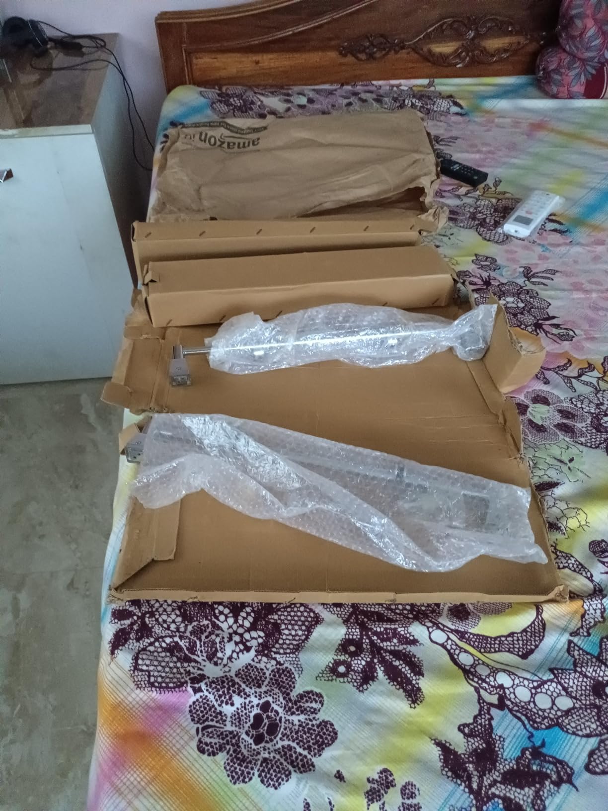 Cera F5005201 Oceana Stainless Steel Corner Glass Shelf with 2 Racks