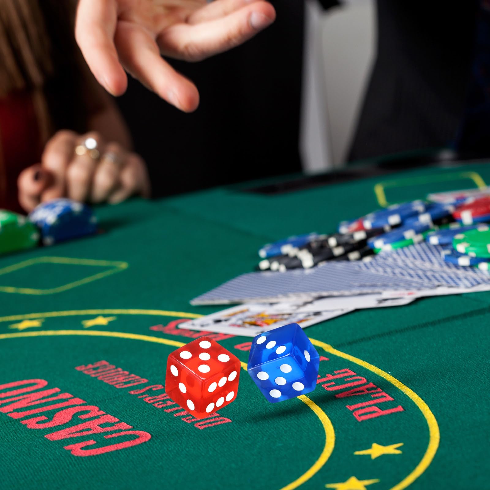 Seenelling Juego de 100 Dados de 19 mm de Estilo Casino, acrílicos y translúcidos, Dados D6, Cuadrados con Borde Redondeado para Casino, Dados, Juegos de Mesa y Juegos de Mesa (Multicolor)