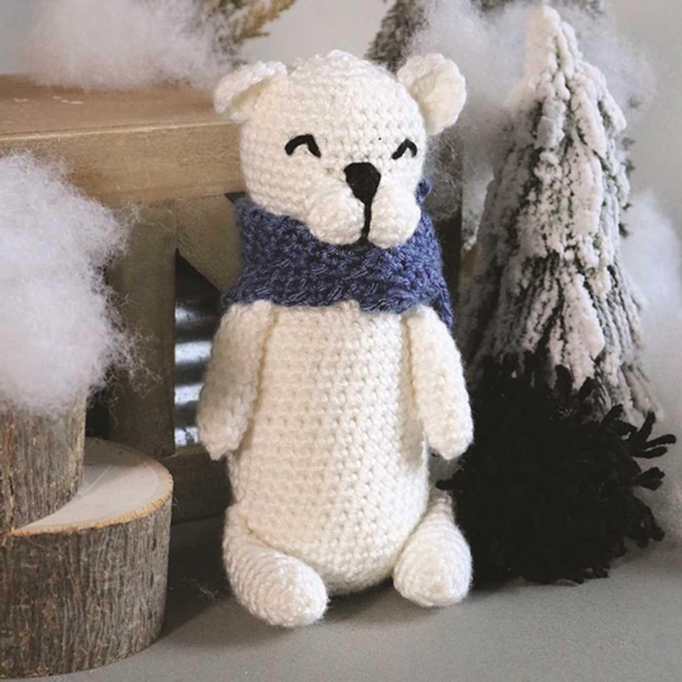 Arctic Amigurumi: Step-by-Step Patterns for 18 Crochet Animals      Paperback – June 2, 2026