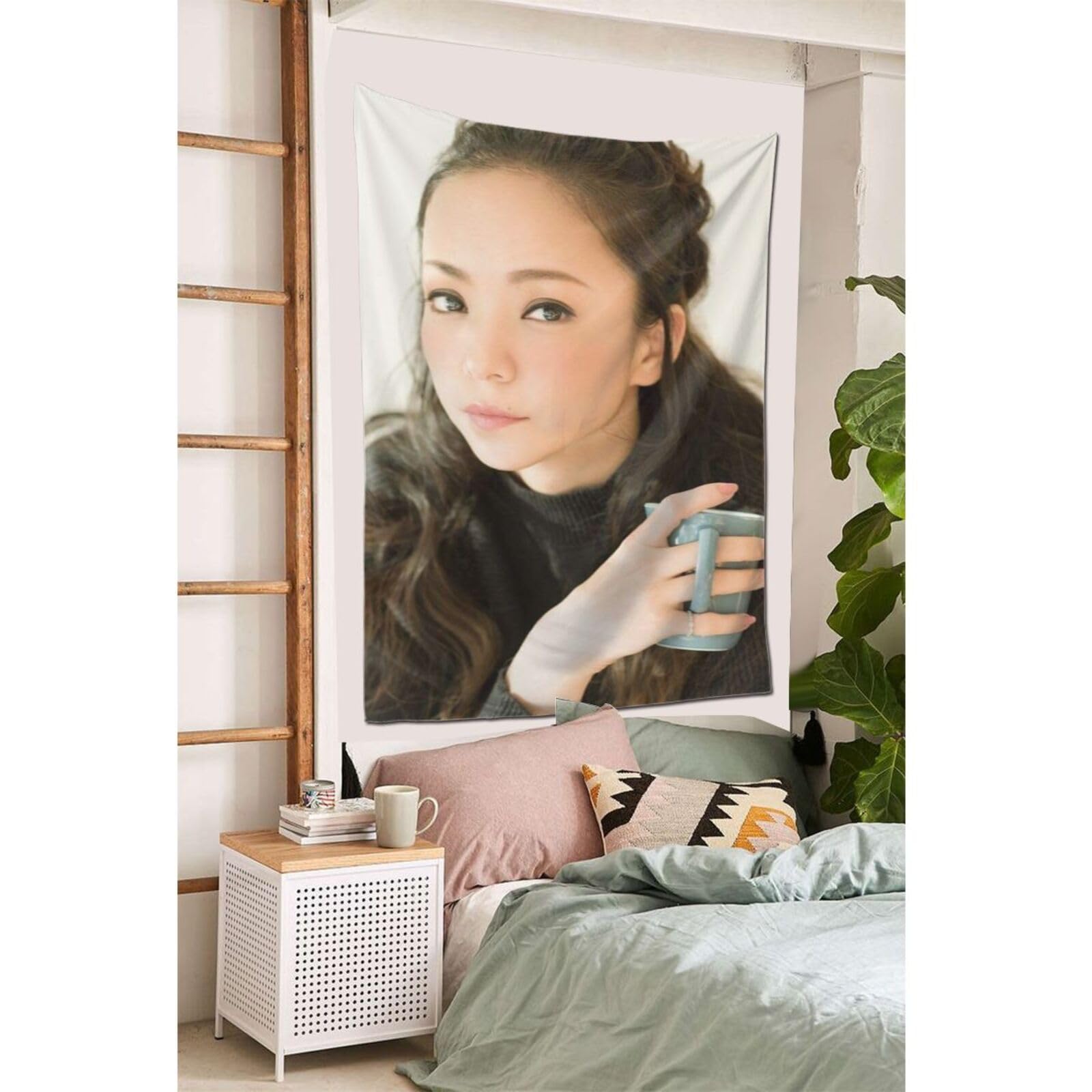 Amazon.co.jp: 安室奈美恵タペストリー インテリア壁掛け 個性