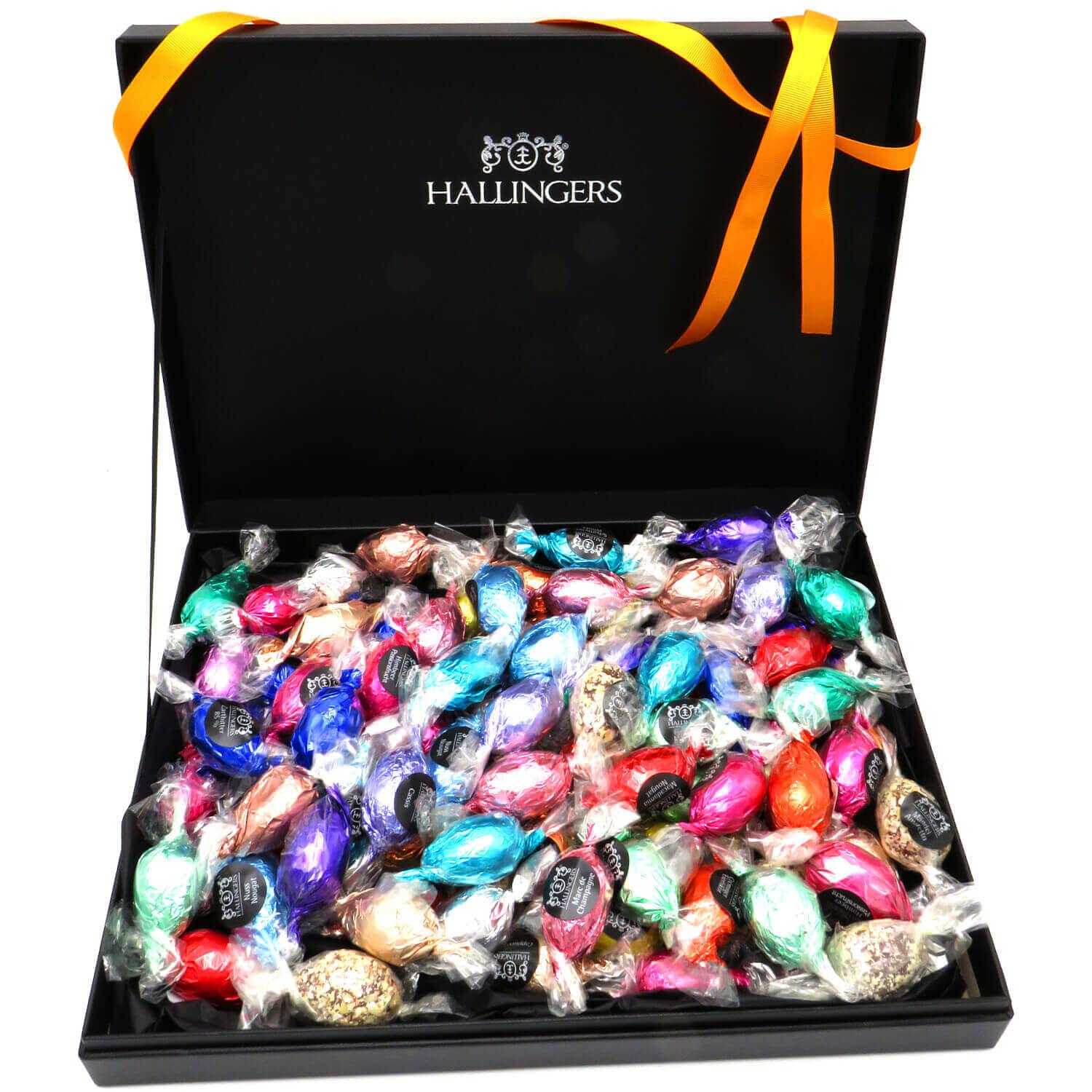 Hallingers Genuss Manufaktur Geschenkkorb – Ostern Feinkost Mix mit Schokolade Tafeln, 90 Pralinen & Ostereier