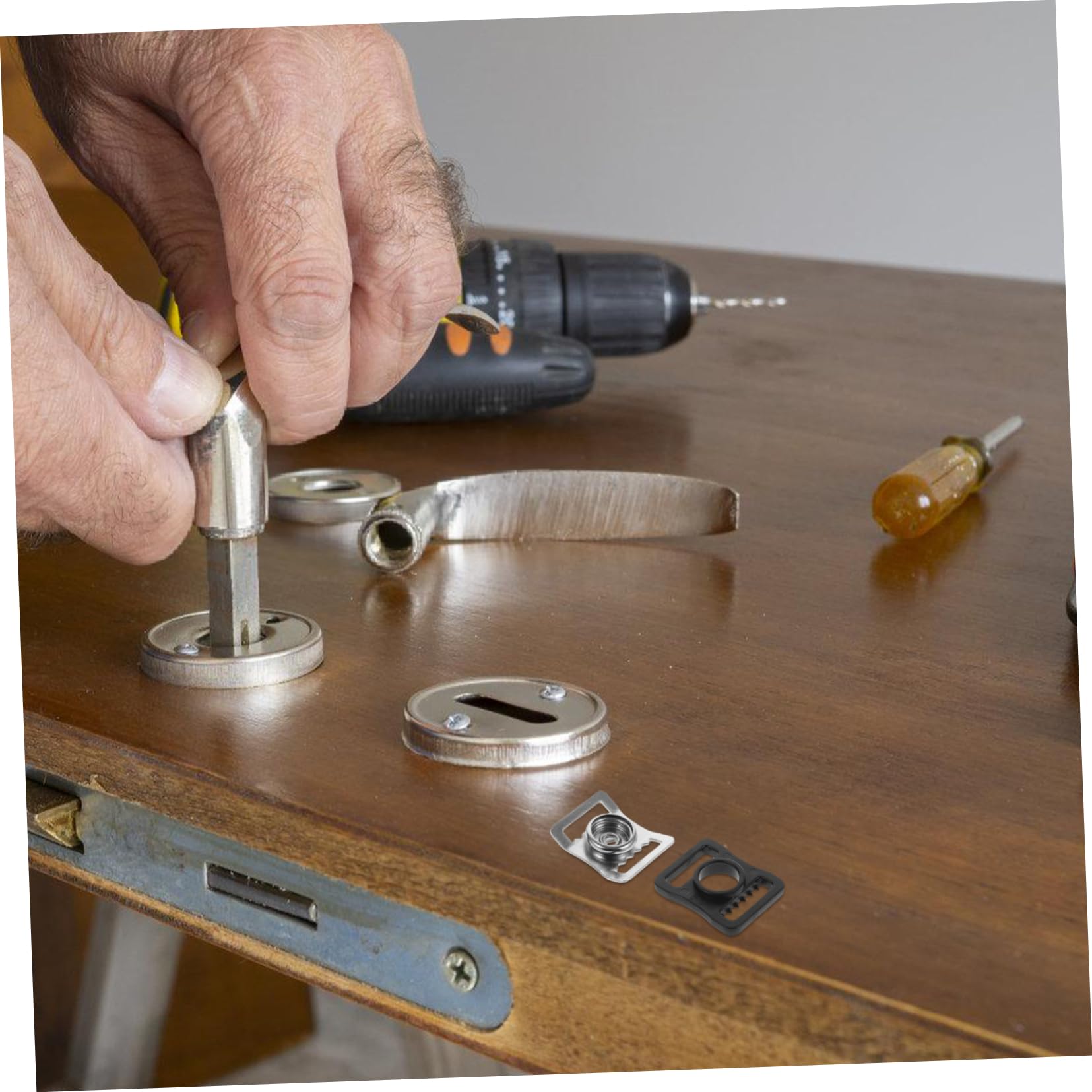 SUPVOX Sports Helmet Buckle Kit Helmet Repair Hardware for Football Hockey Ice Hockey Baseball Goalkeeper Neck Protector