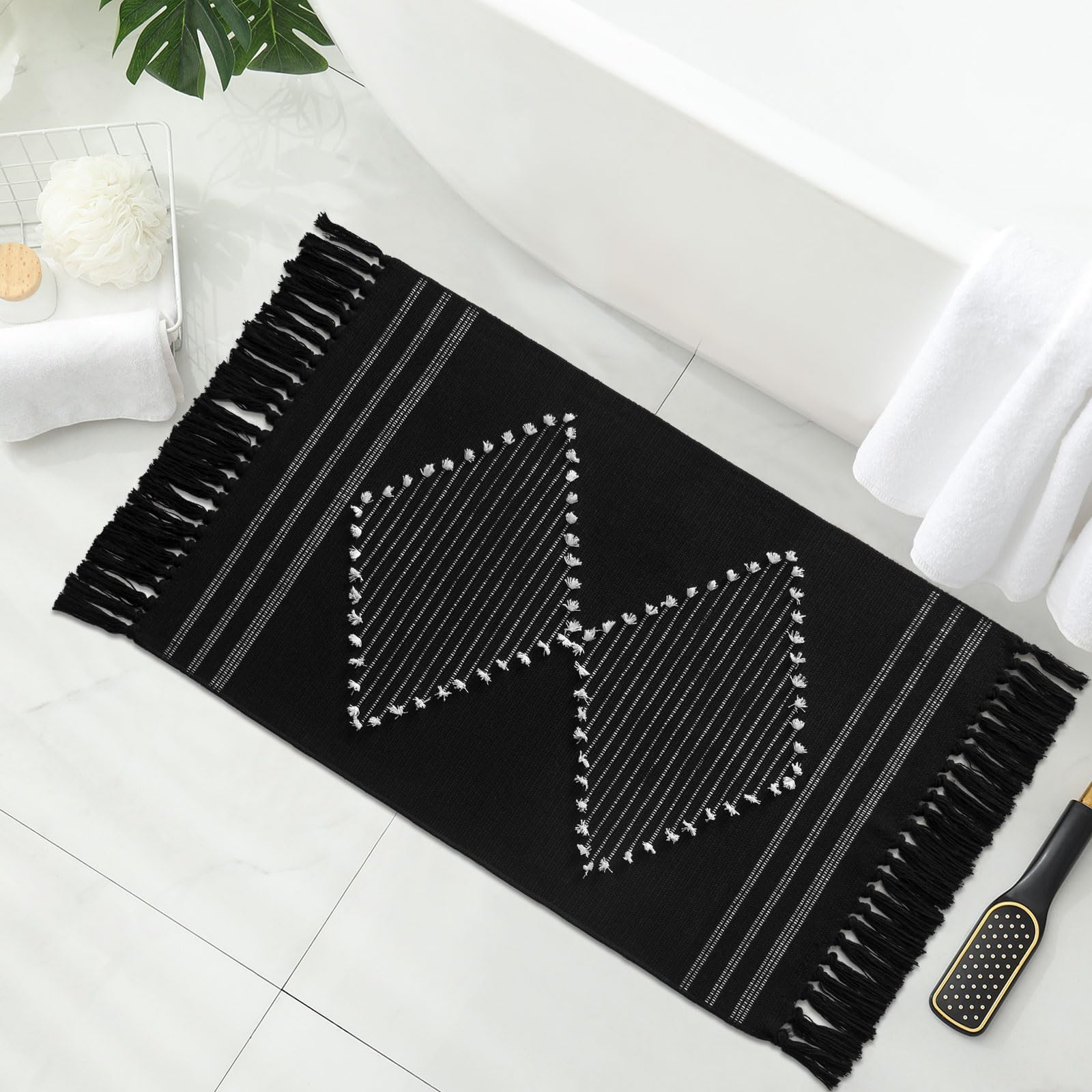 USTIDE Moroccan Cotton Tassel Rug, Black&Cream Laundry Room