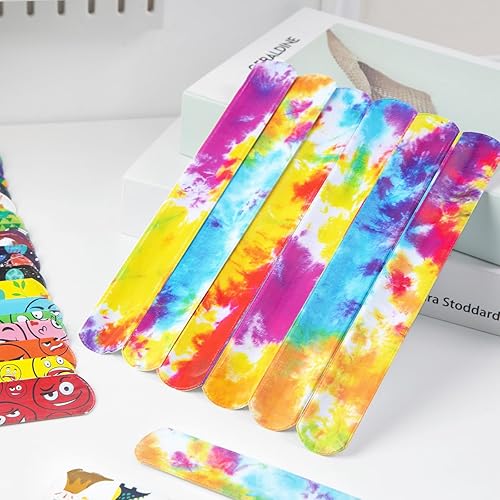 Miniatura 5 de POPLAY 48 pulseras para niños, pulseras a presión a granel, pulseras de teñido anudado a granel, regalos de fiesta de fin de año, premios de aula,