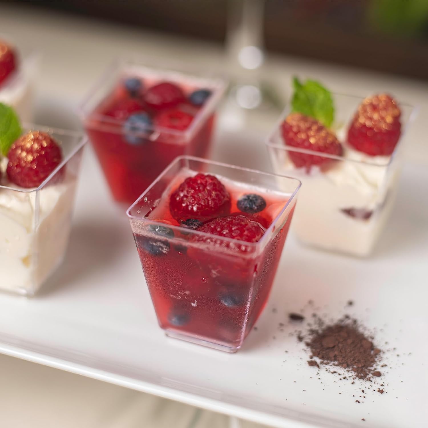 100 Set 5oz Plastic Dessert Cups with Lids Spoons, Shooter Cups Serves 100