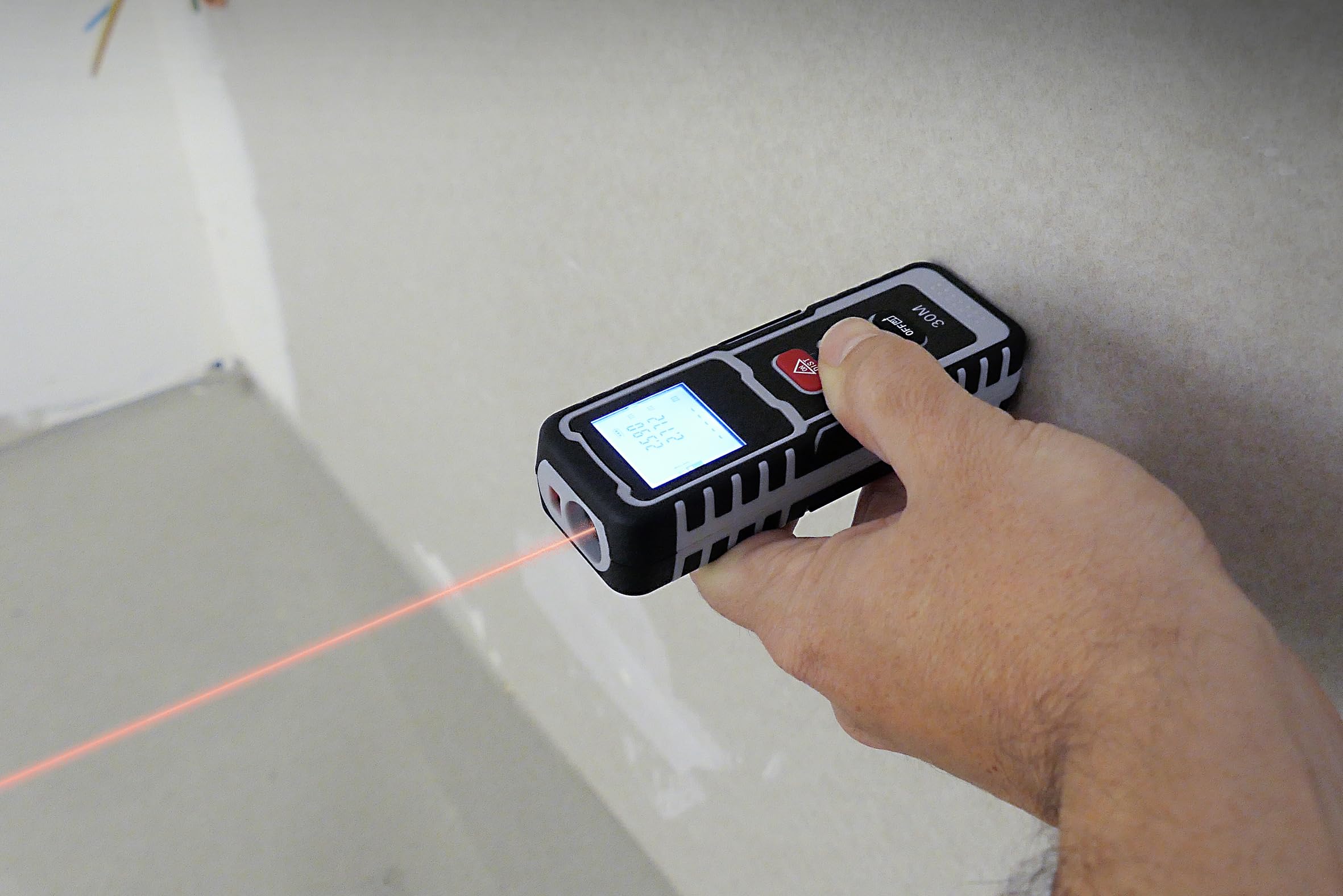 Fartools TL 30 Télémètre laser jusqu'à 30m avec affichage LCD, mesure simple, en continu ou par addition afin de calculer distance, surface et volume