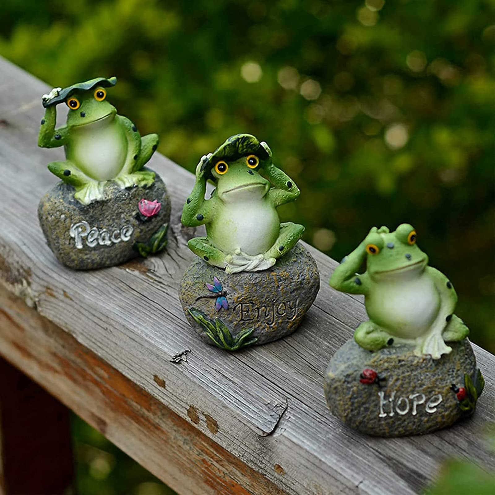Grenouille sur pierre pour ornements étang de jardinage et bassin