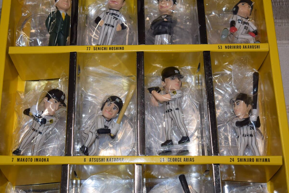 Amazon.co.jp: 阪神タイガース 2002 フィギュアコレクションセットBOX