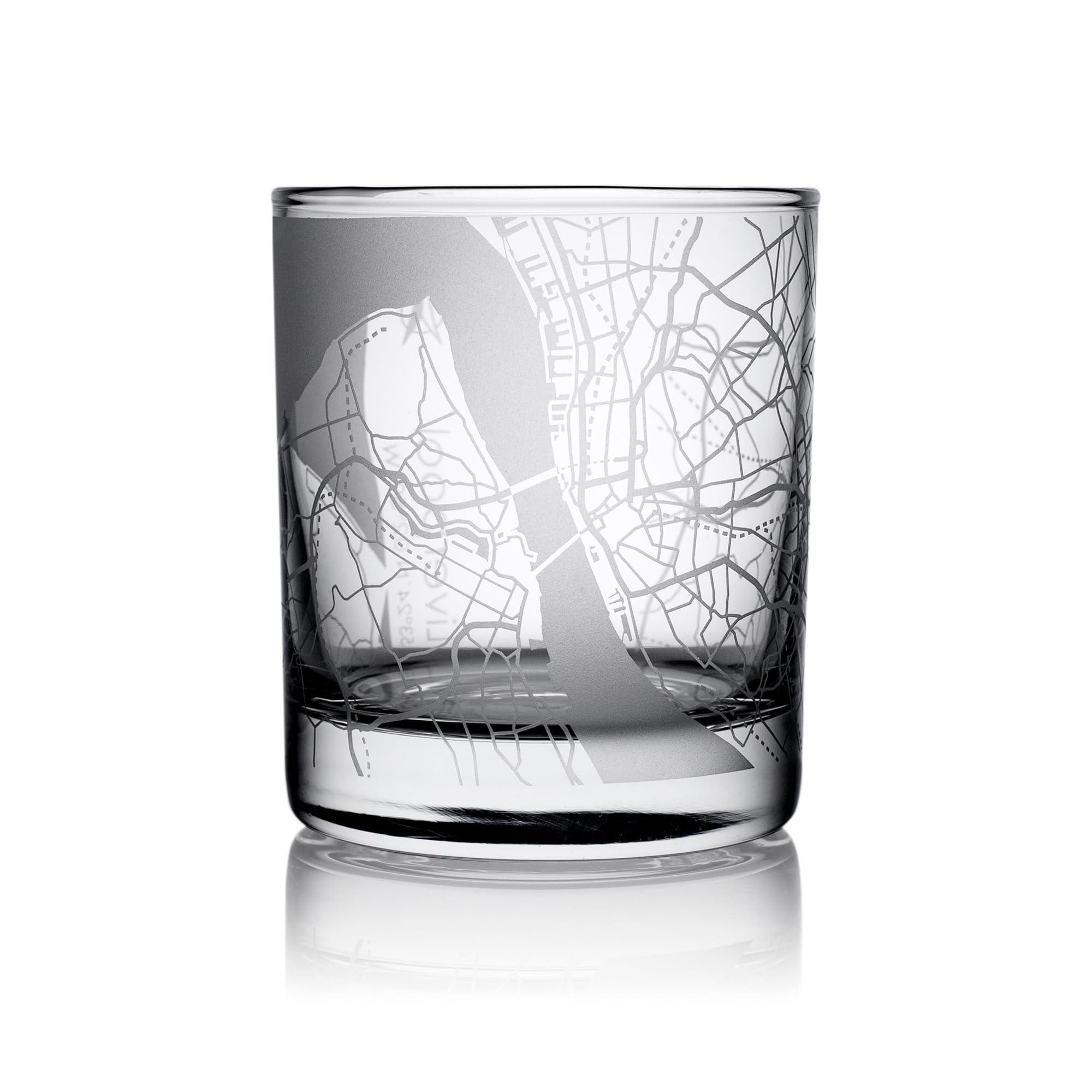 O3 DESIGN STUDIO Liverpool City Map Whiskey Glass, Unique Gift, 10.5 oz, GM3066EU