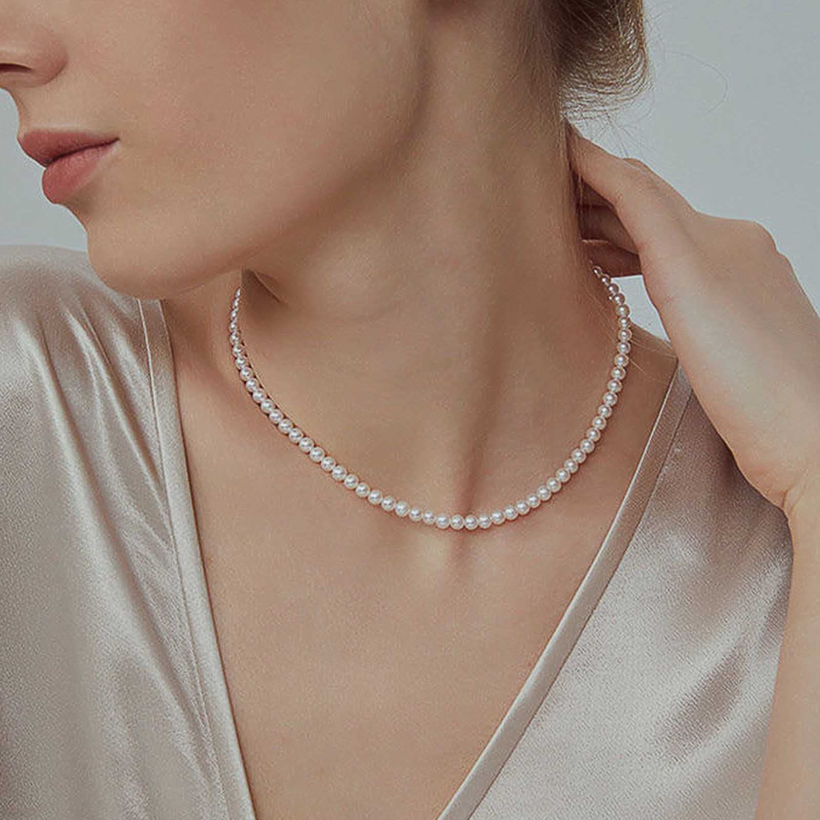 Acheter Colliers de perles blanches presque rondes d'eau douce