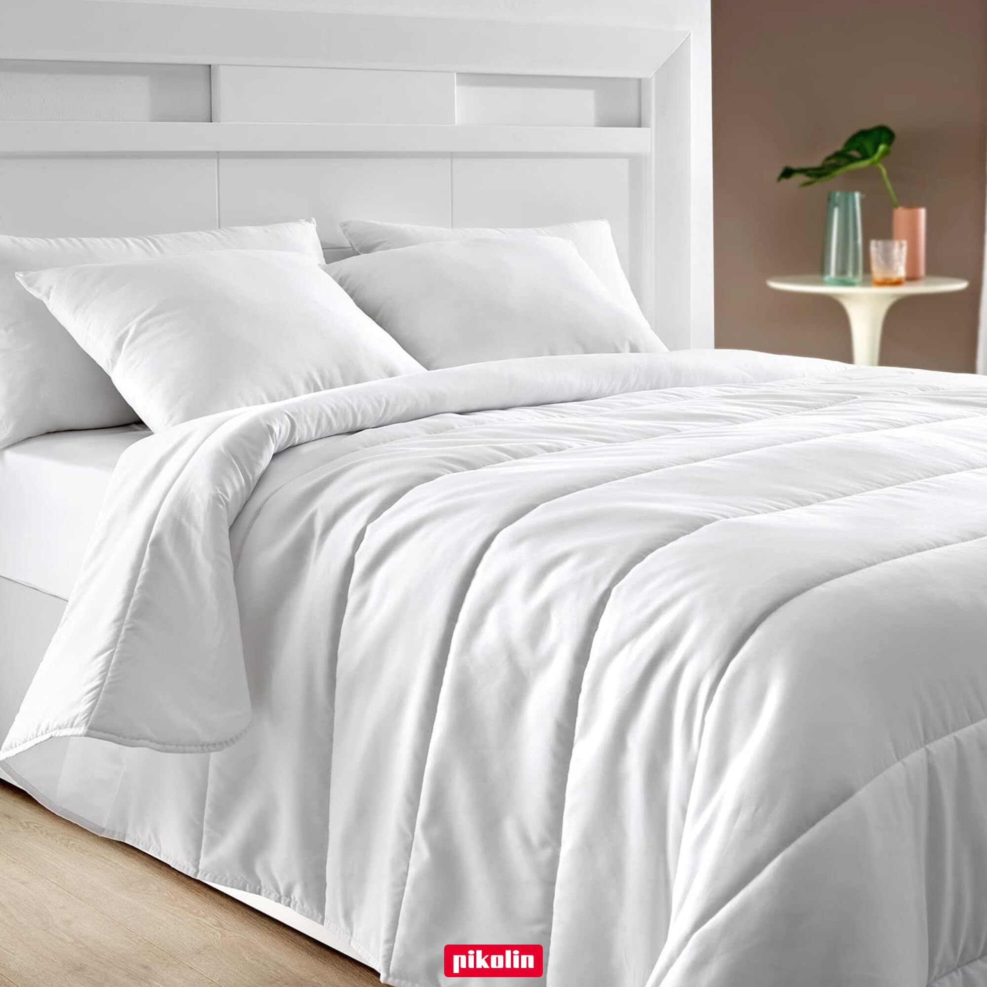 PIKOLIN Couette 220 x 240 cm 150 g d'Été en Fibre Aloe Vera pour Lit 2 Personnes - Couette Hypoallergénique, Lavable, Léger, Douce et Respirante