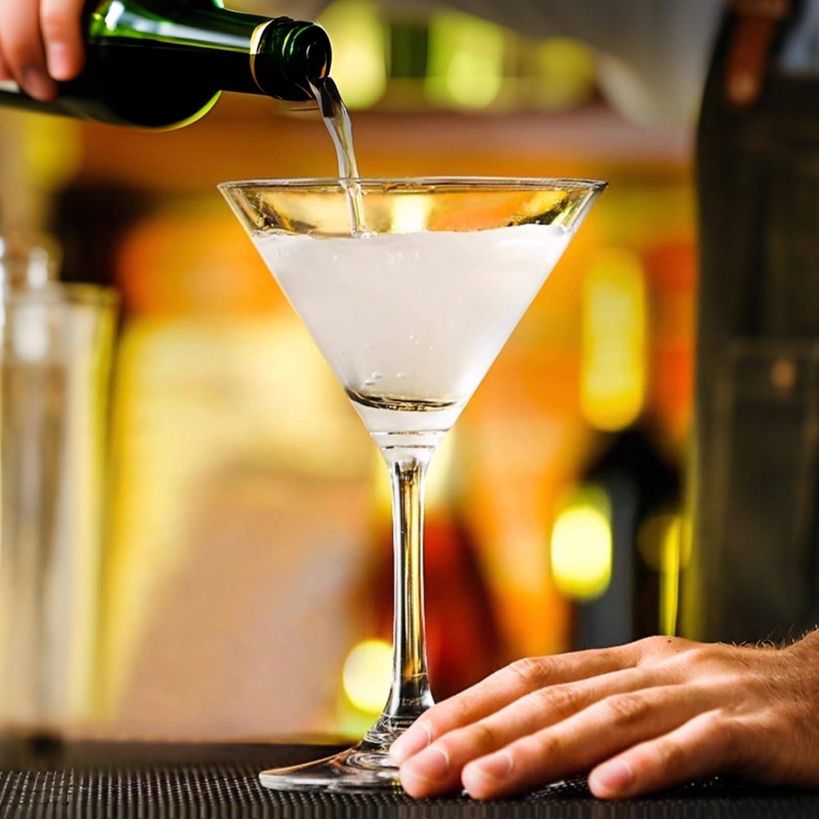 MIVIDE Lot de 4 Verre à Martini Cocktail 250 ml, Verres à Cocktail en Cristal, Verre à Martini pour Restaurants, Fêtes, Maison