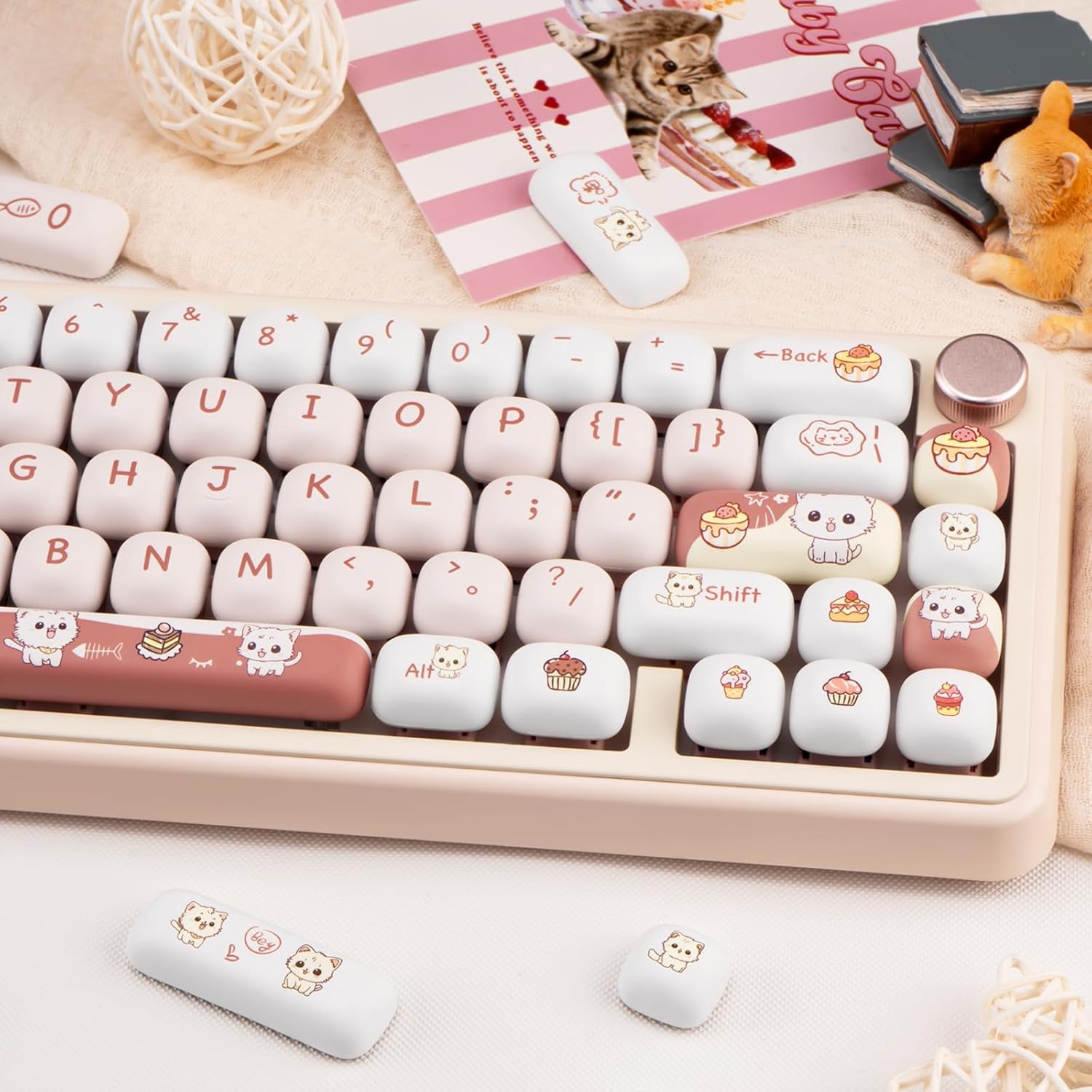 PBT Keycaps, MOG Profile Cute Cat Keycap 60 75 100 Percent, 140 Keys Brown White Kawaii Keycap Set, Custom Keyboard Keycaps for Cherry Gateron MX Switches Keyboard