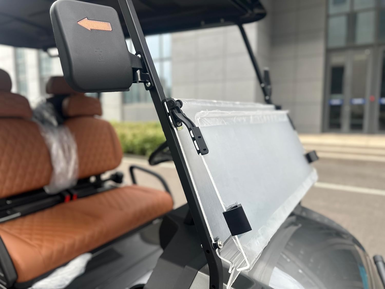 GO UP 2+2-Seater Electric Golf cart, Black