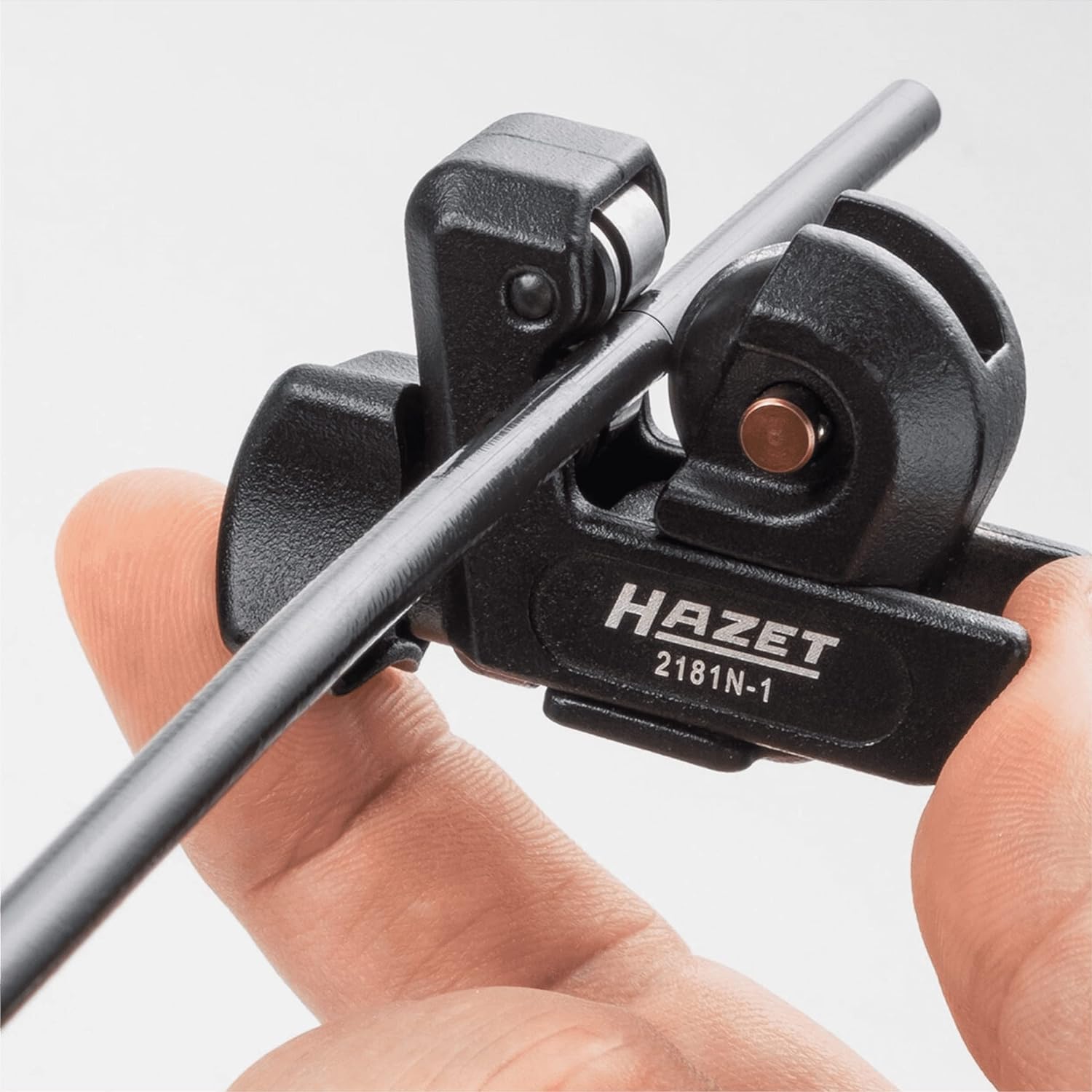 Cortatubos HAZET 2181N-1 con sistema de cambio instantáneo (ICS) I mando giratorio ergonómico para un manejo - para cortar aluminio, cobre y tubos metálicos de pared delgada