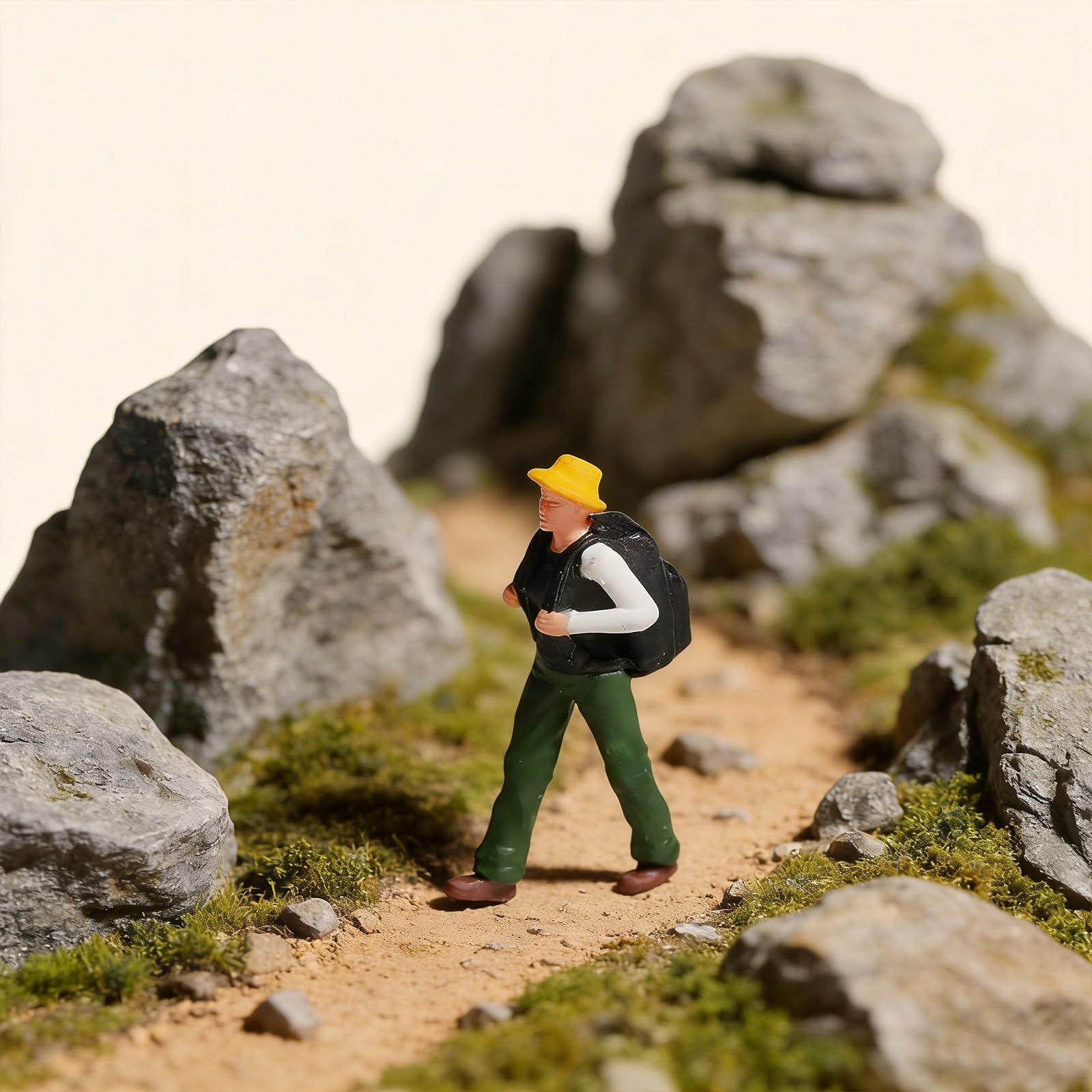 Resina miniature scene alpinismo, A Set Of Five People