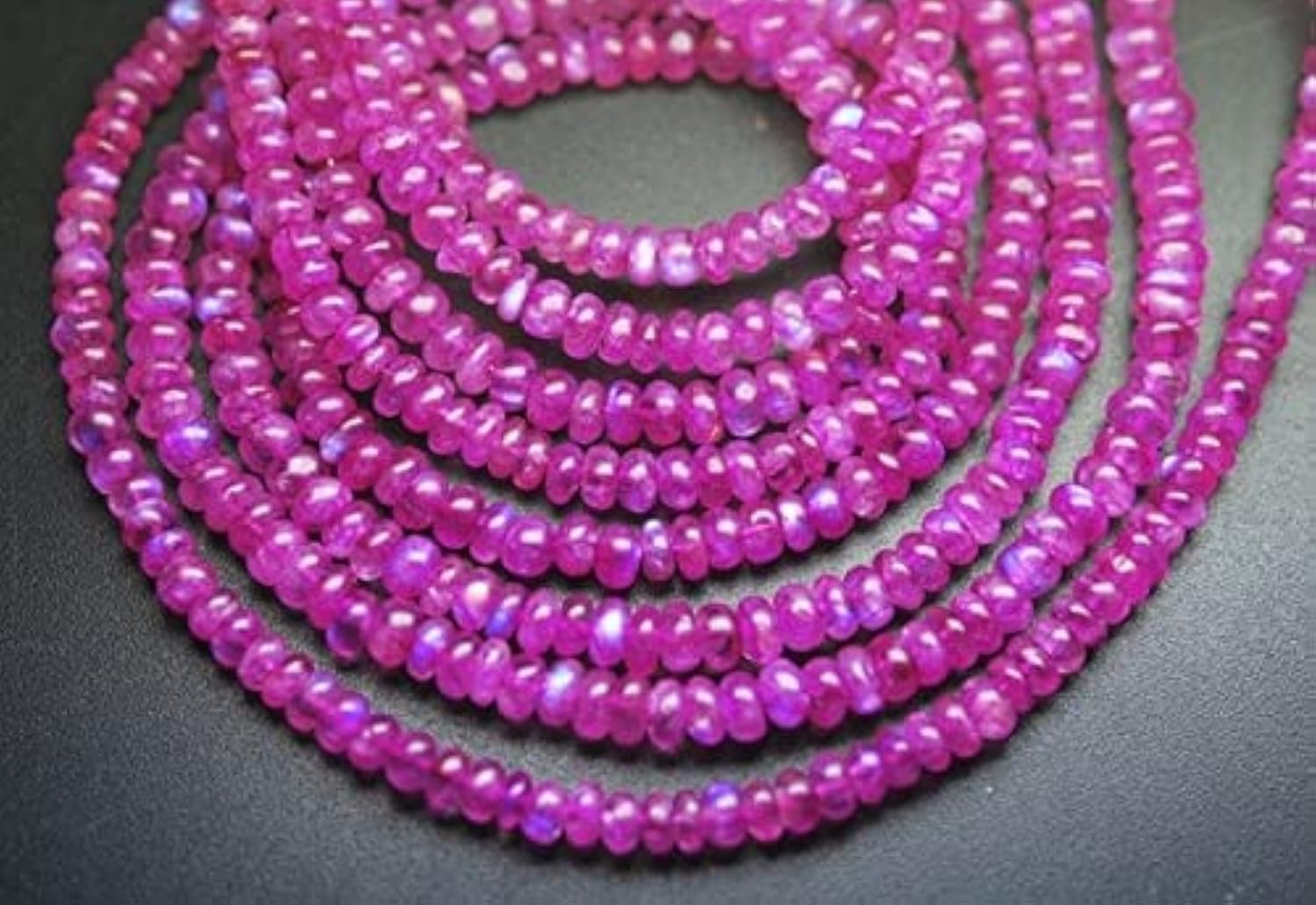 Pink rainbow moonstone smooth rondelles 4mm LKBEADS pour enfilage et création bijoux
