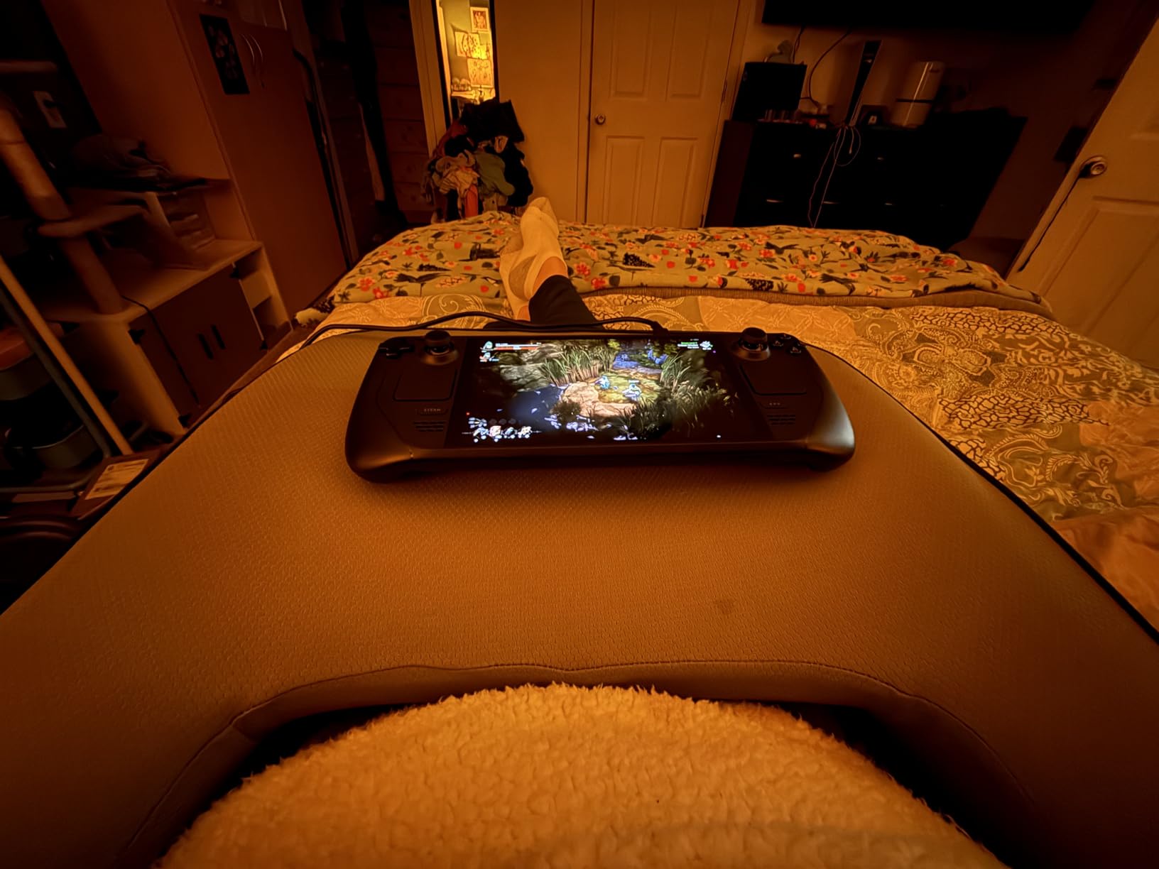 cooloo8 Reading Pillow for Gaming