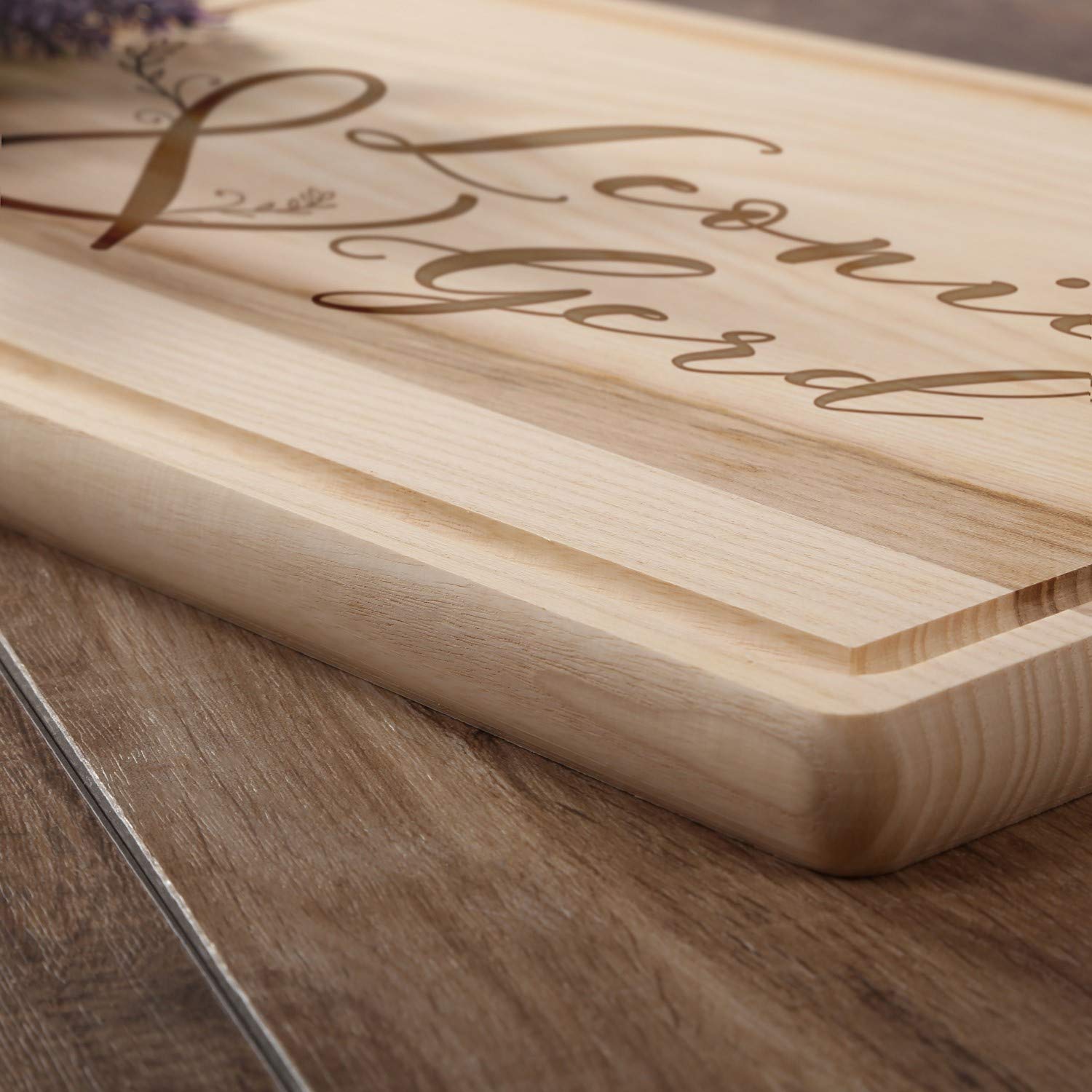 FORYOU24 Holz Schneidebrett hell mit Gravur Motiv 07 - personalisiert mit Wunsch-Namen Küchenbrett graviert als Geschenkidee zur Hochzeit