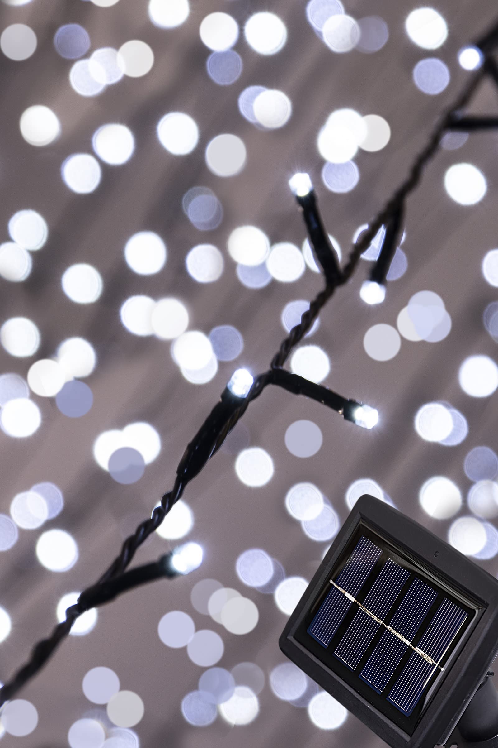Christmas Tree World | 300 LED Solar Powered String Lights | White