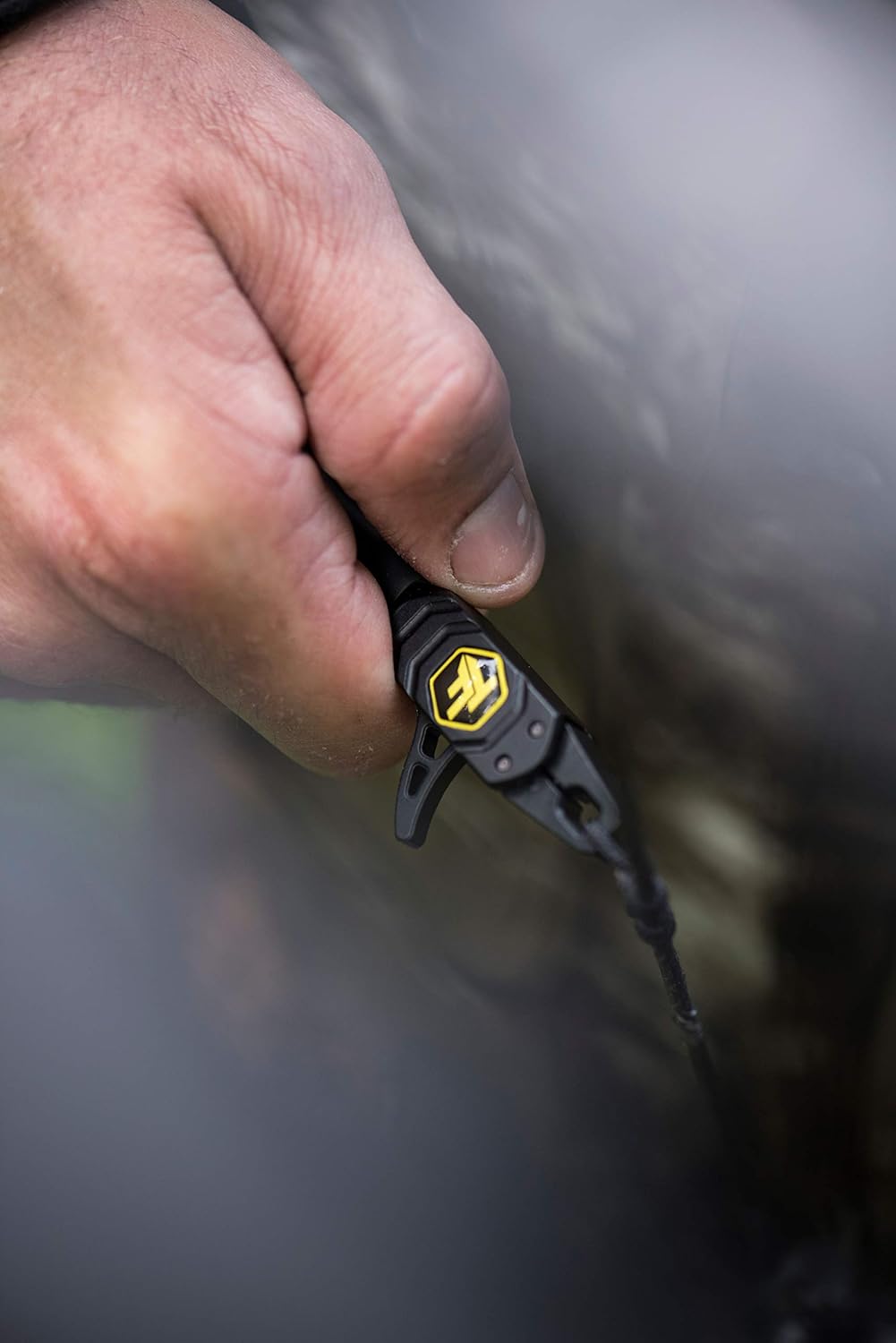 TruFire Patriot Archery Compound Bow Release - Adjustable Black Wrist Strap : Archery Release Aids : Sports & Outdoors