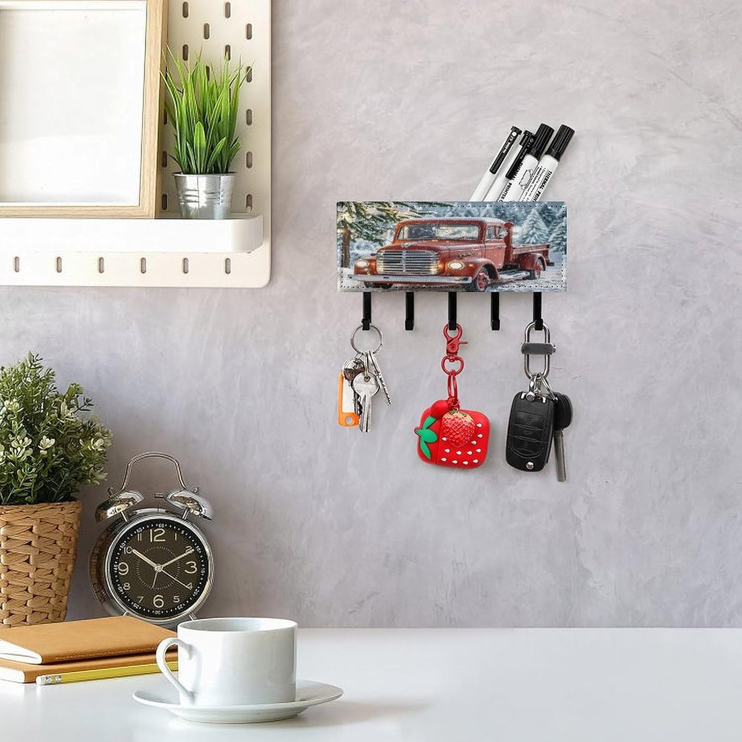 Key Holder Wall Mount Key Hanger with 5 Hooks, Decorative Key Rack | Red Christmas Truck Hanging Key Hooks with Mail Organizer for Wall Living Room Kitchen Bathroom Hallway