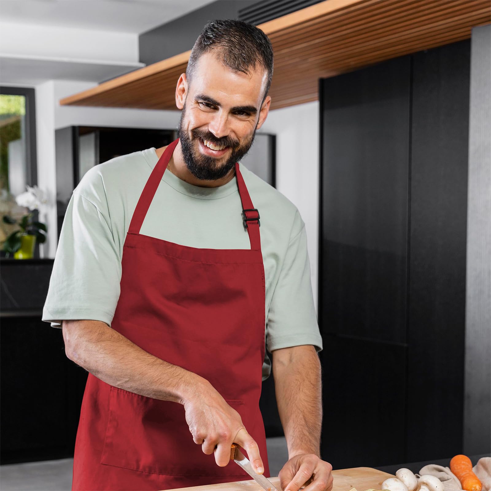 Tablier de cuisine réglable 100% polyester résistant aux gouttes d'eau avec sangle réglable, poches et longues attaches